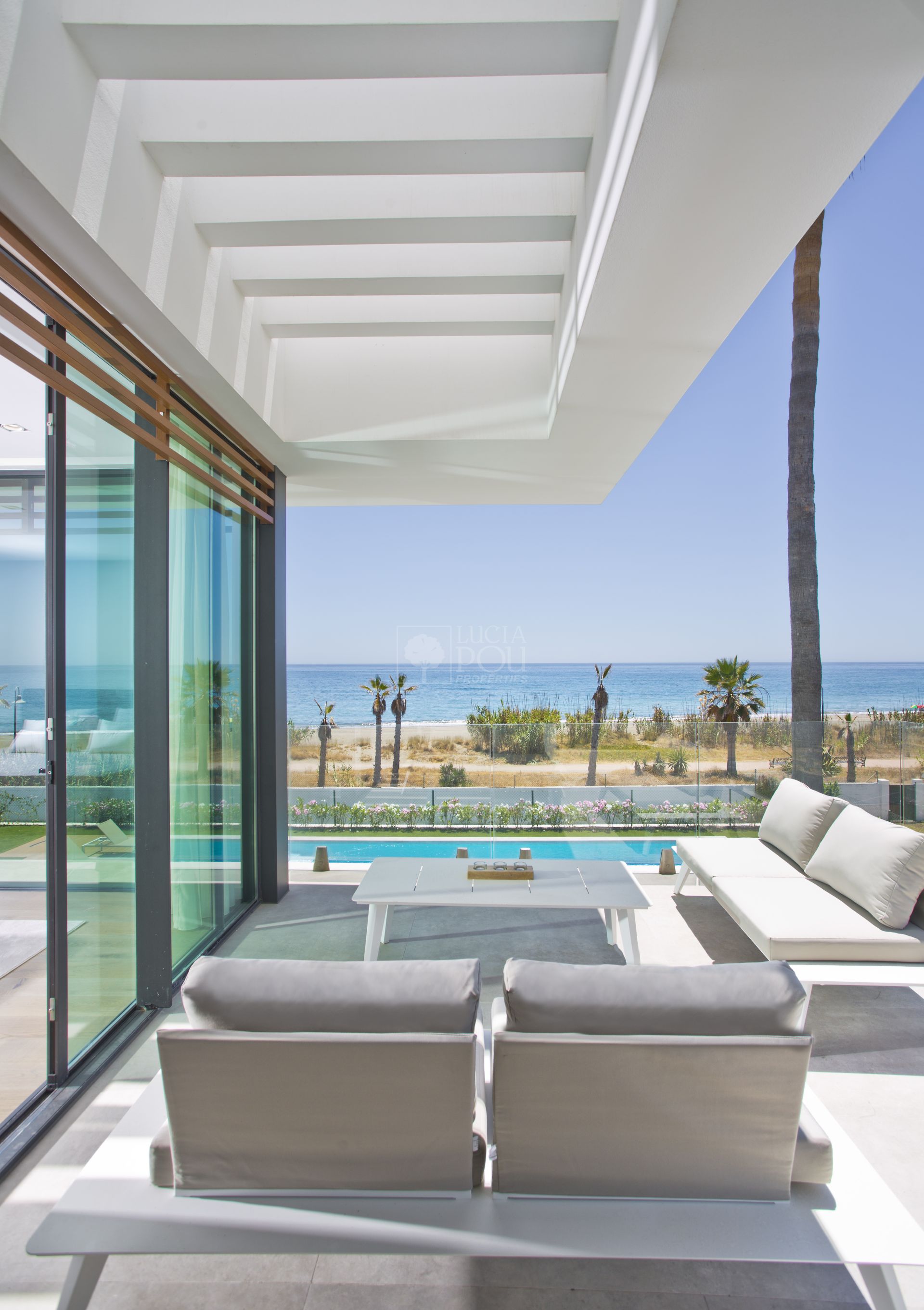 Villa  in New Golden Mile, Estepona East, Estepona