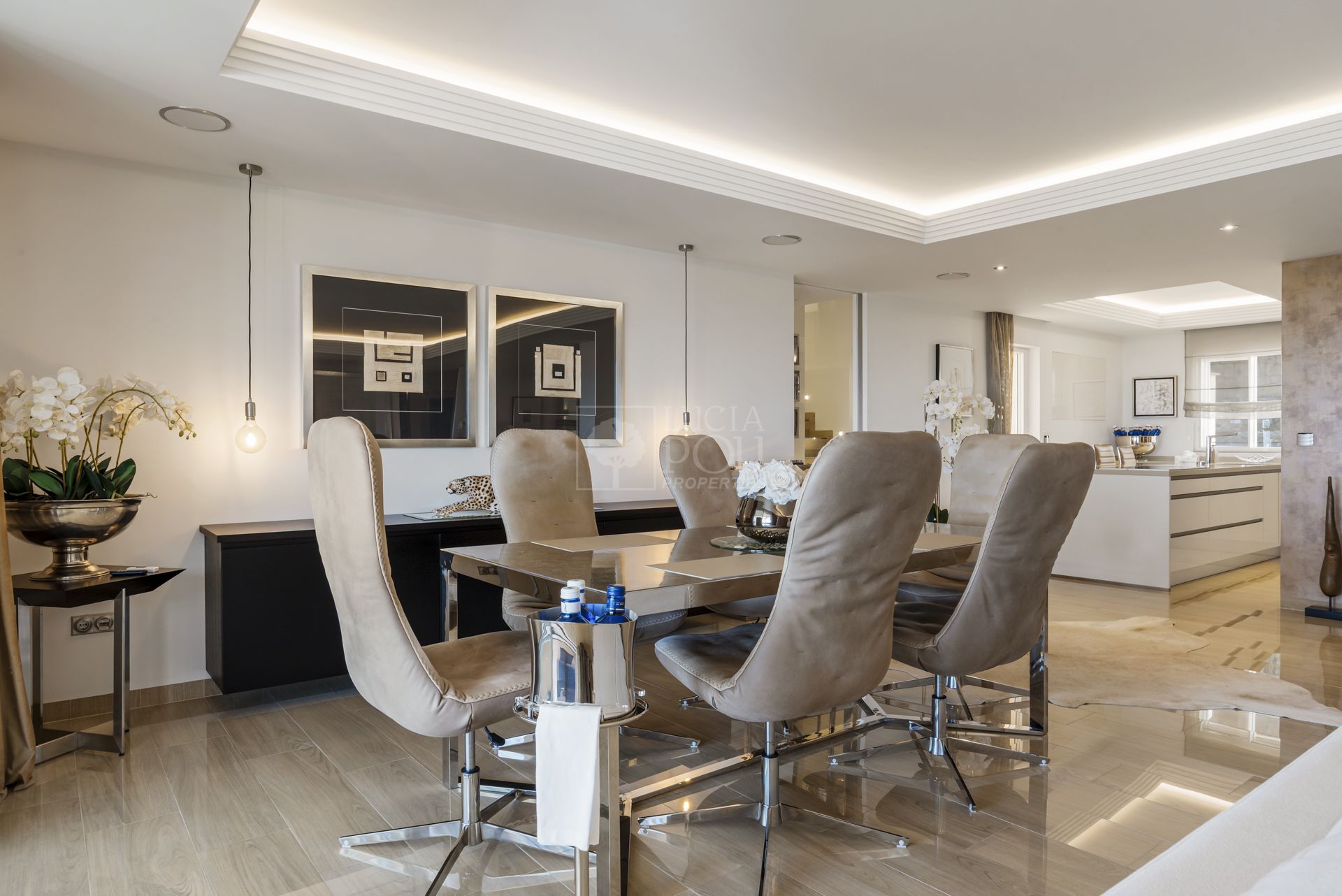 Penthouse  in Ctra. De Ronda, Benahavis