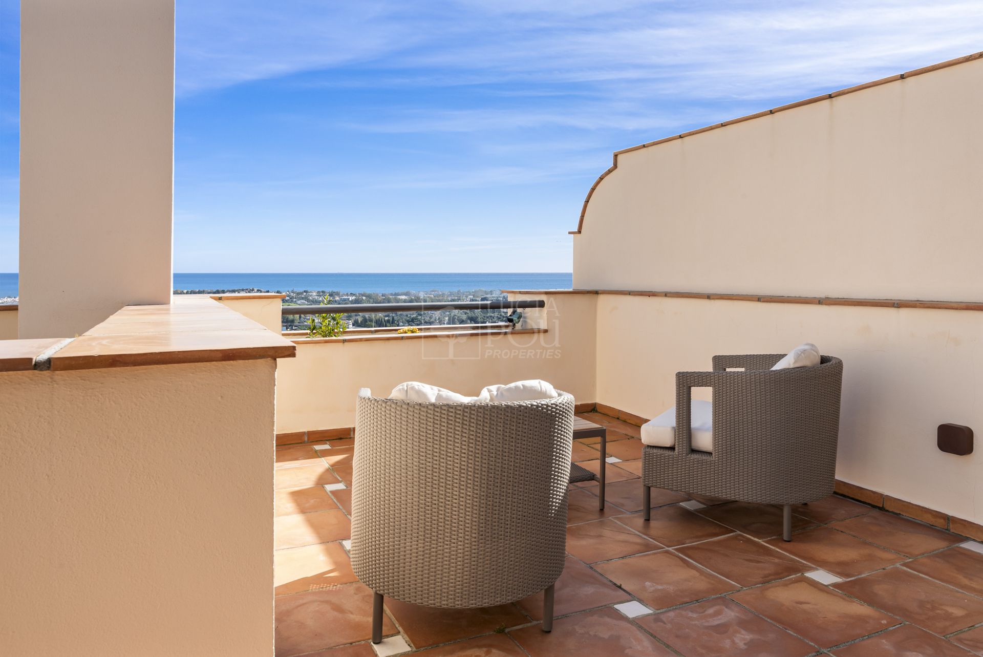 Penthouse  in Ctra. De Ronda, Benahavis