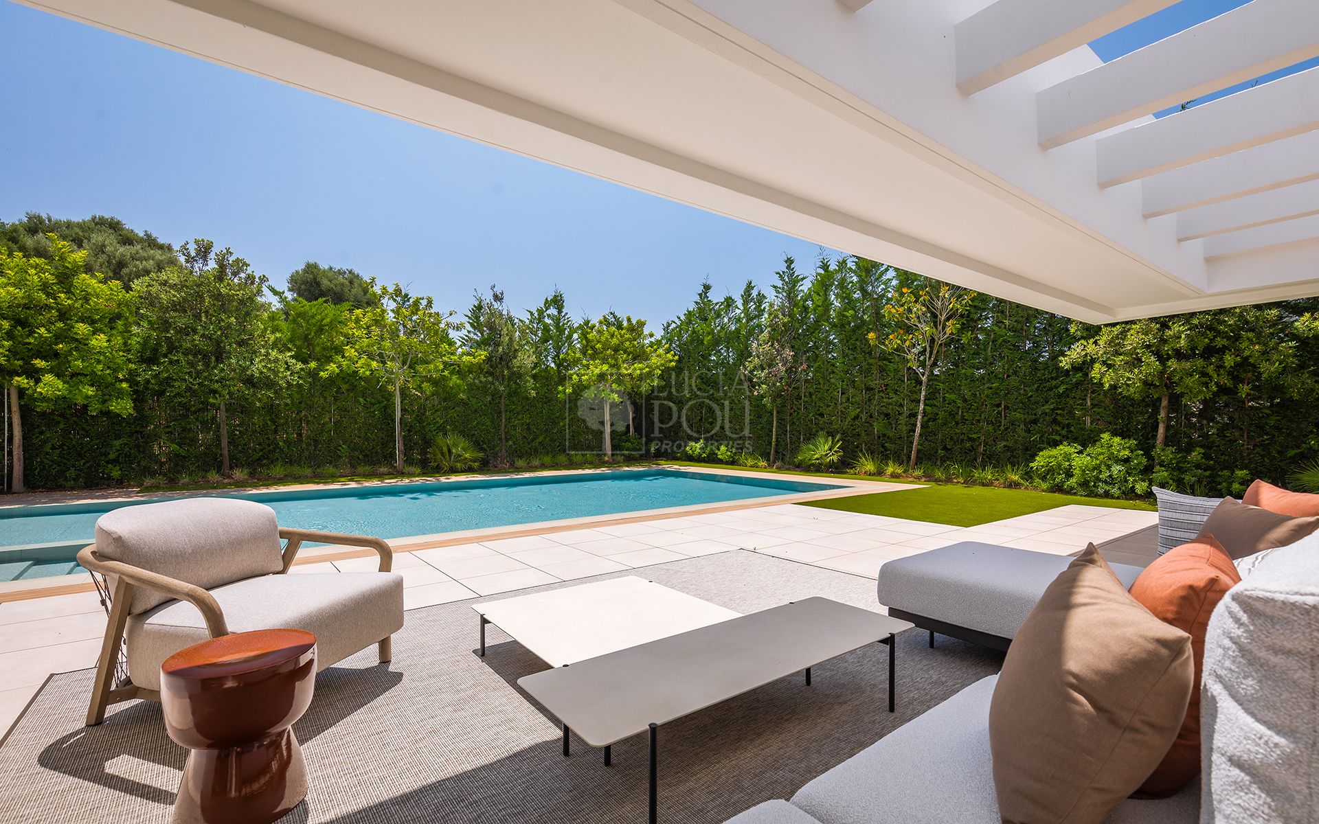 Villa  en New Golden Mile, Estepona Este, Estepona
