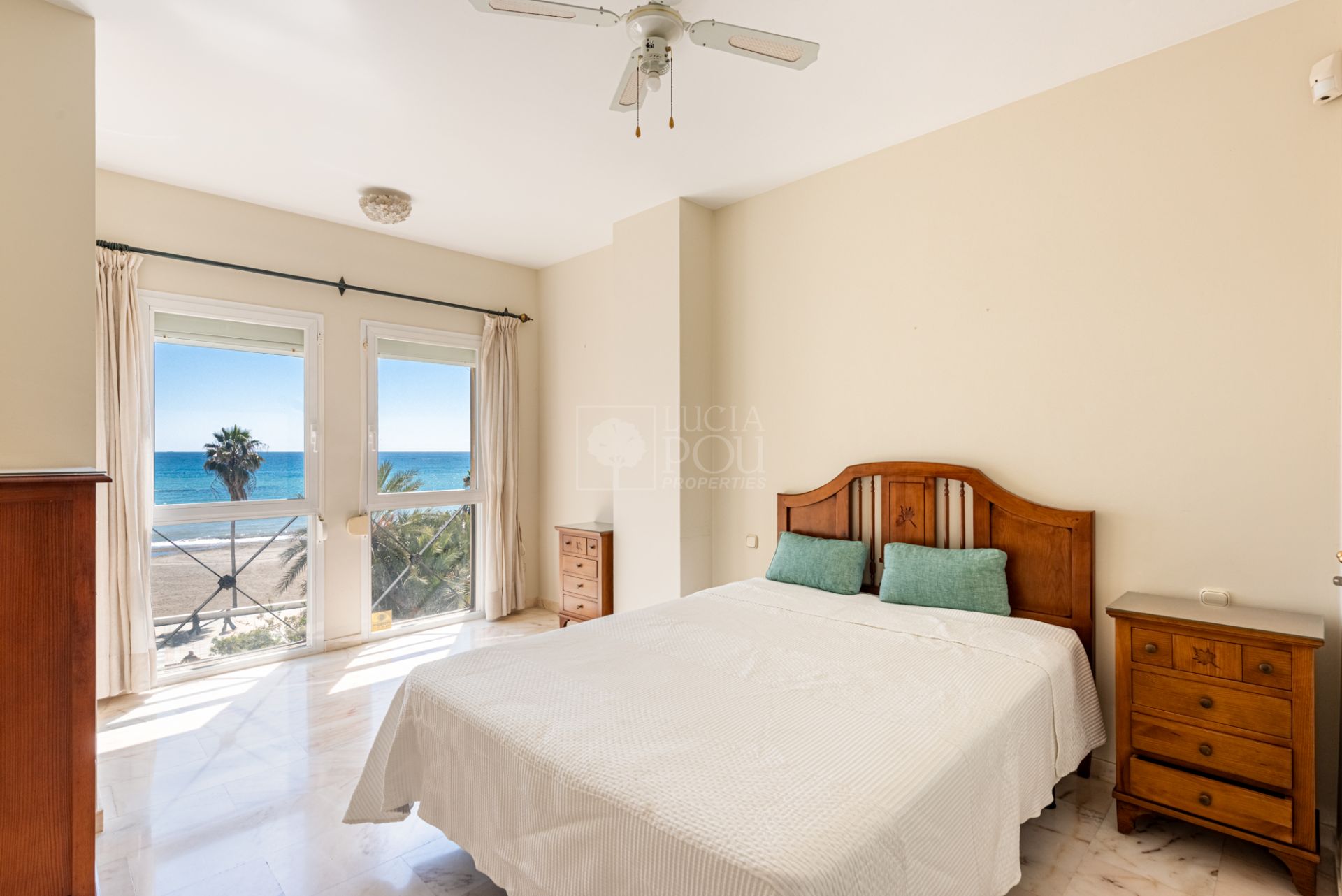 Apartment  in Estepona Town, Estepona