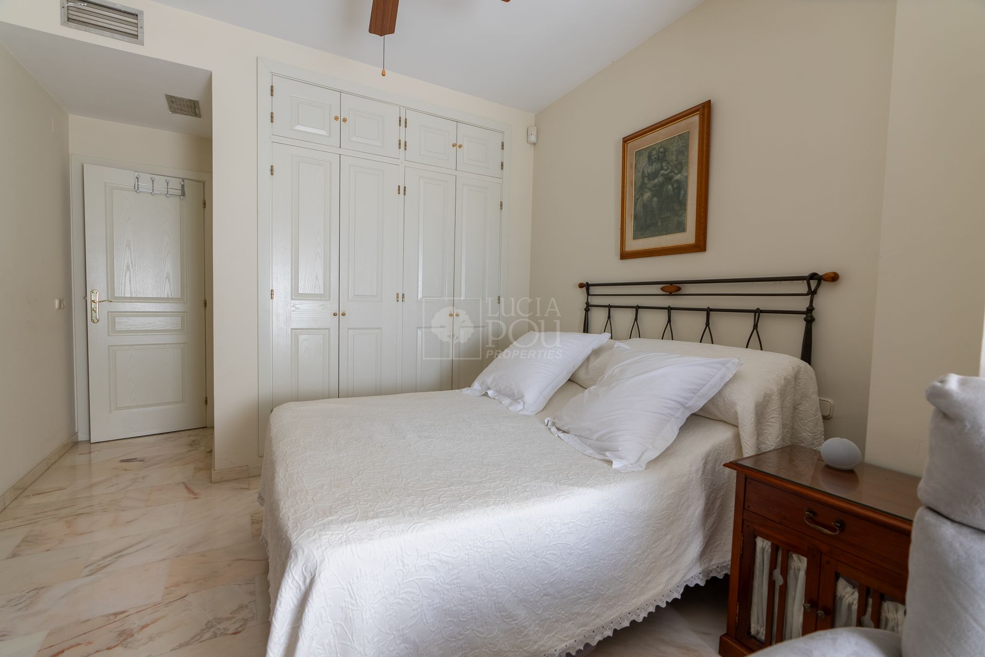 Apartamento  en Estepona