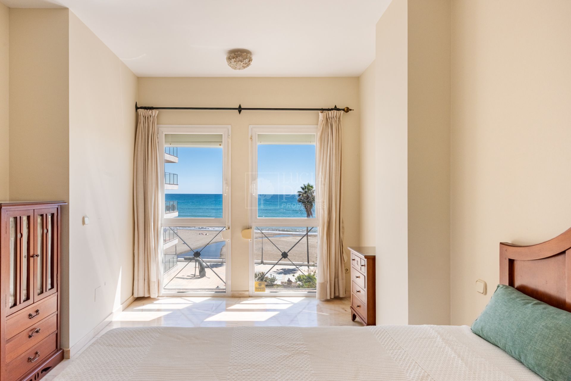 Apartment  in Estepona Town, Estepona
