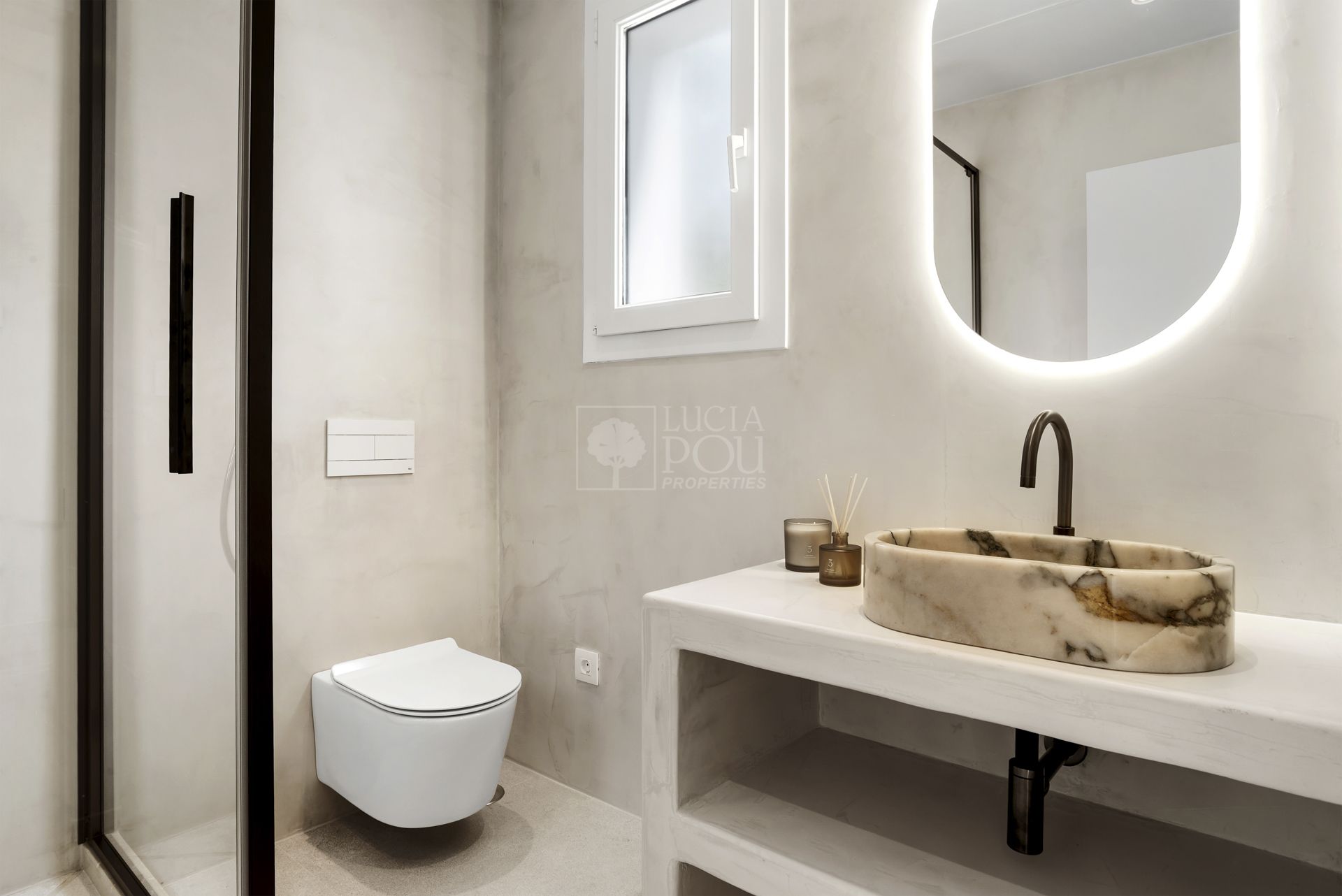 Villa  en New Golden Mile, Estepona Este, Estepona