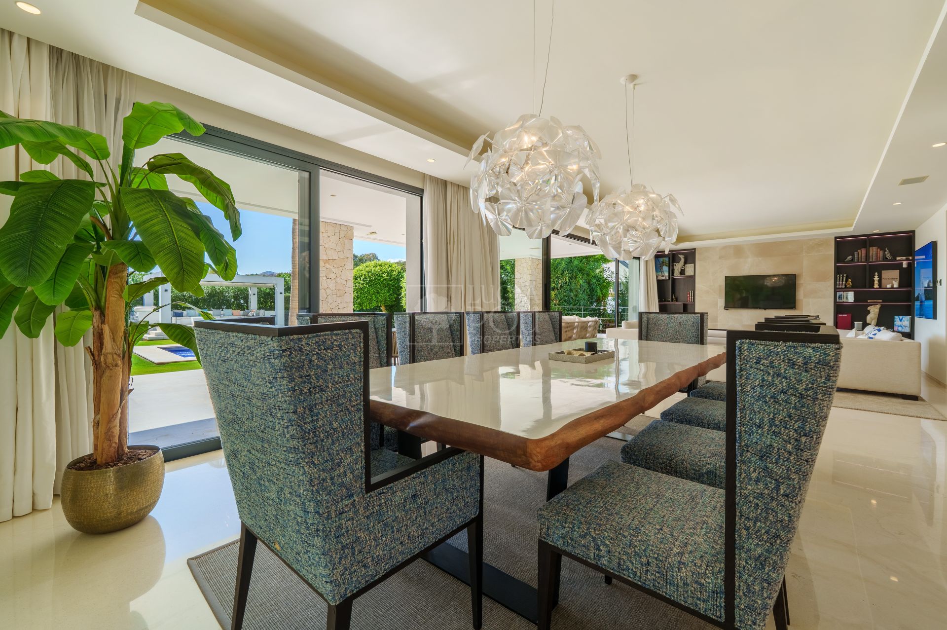 Villa  in Nueva Andalucia, Marbella