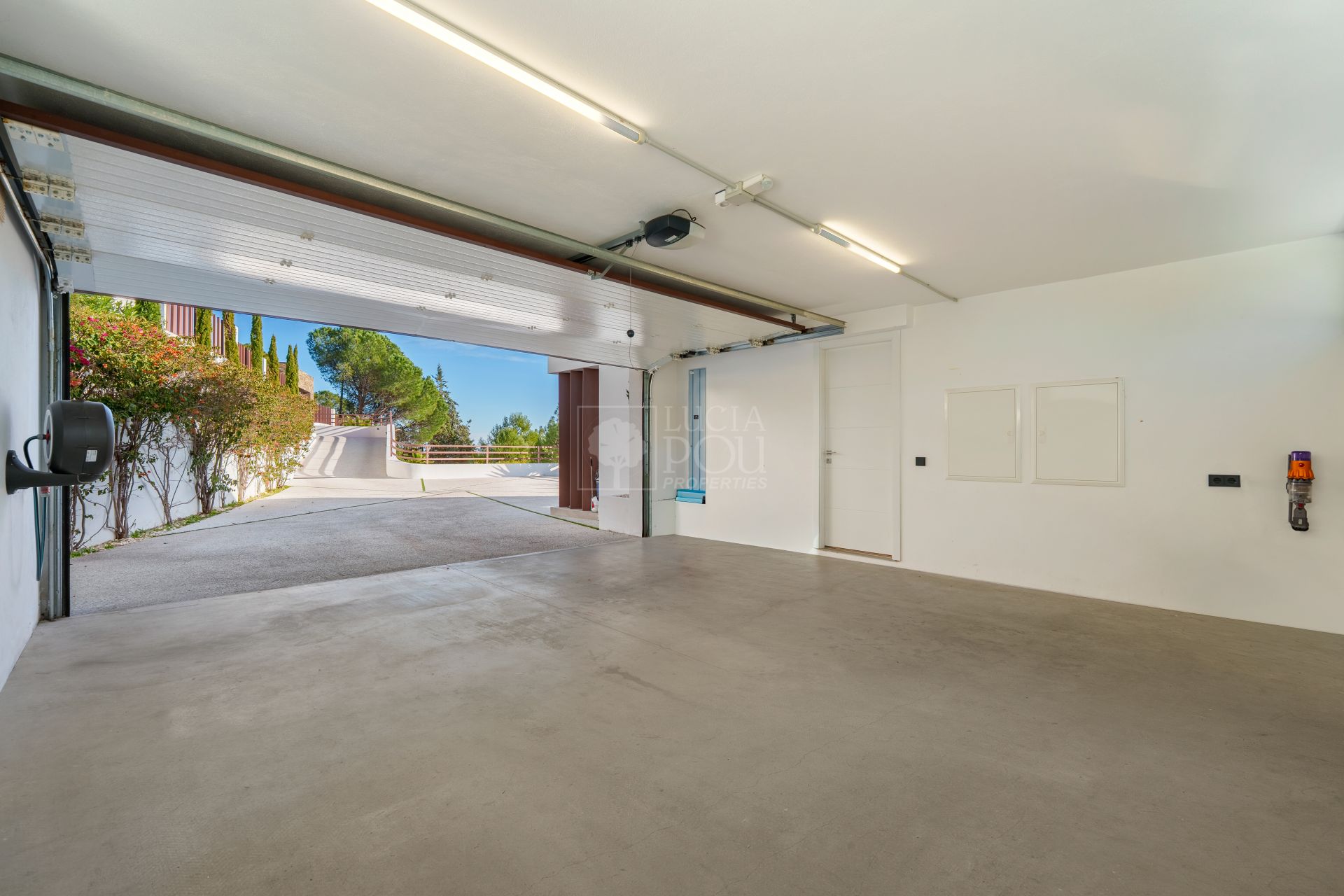 Villa  in Ctra. De Ronda, Benahavis