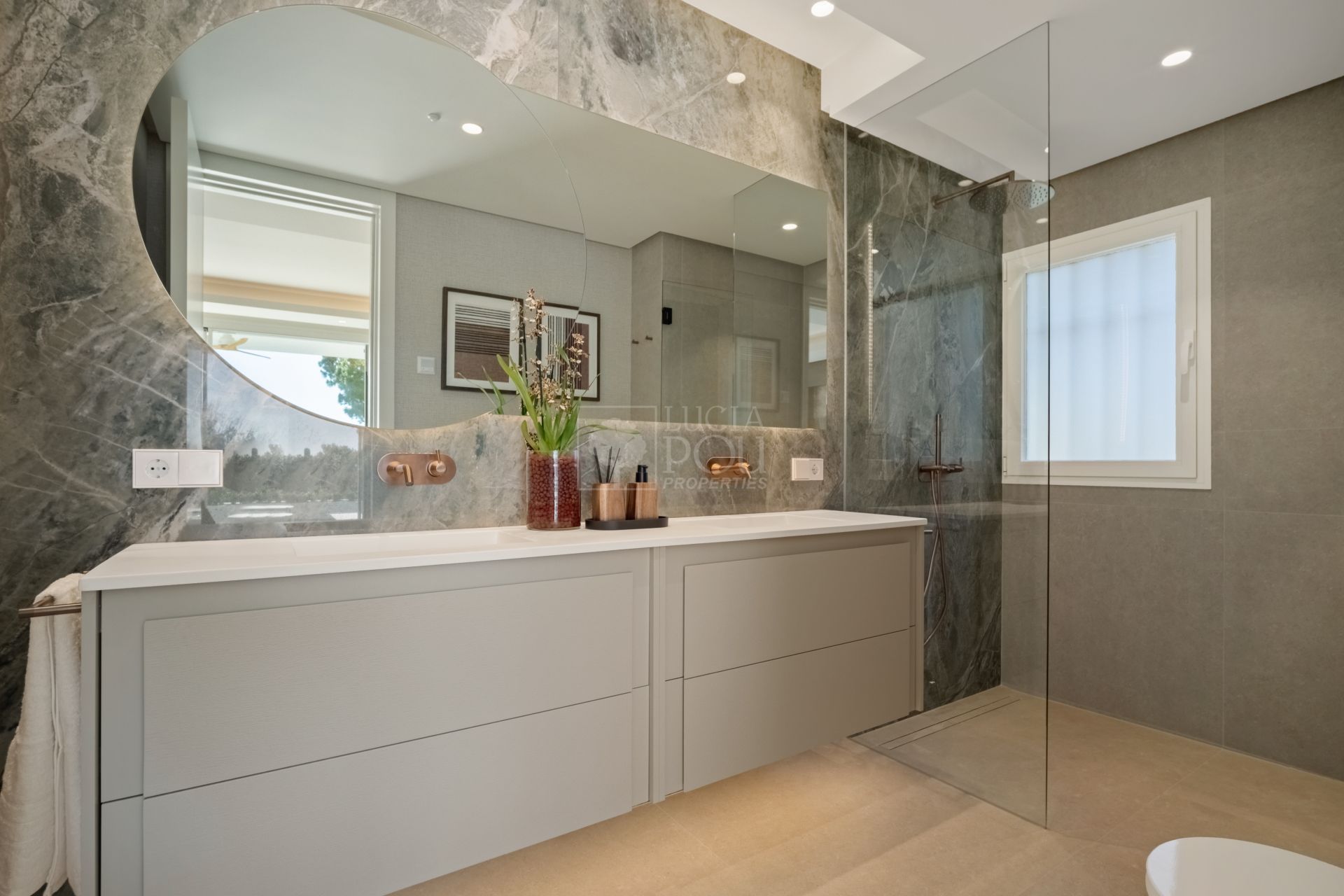 Apartamento Planta Baja  en Marbella Golden Mile, Marbella