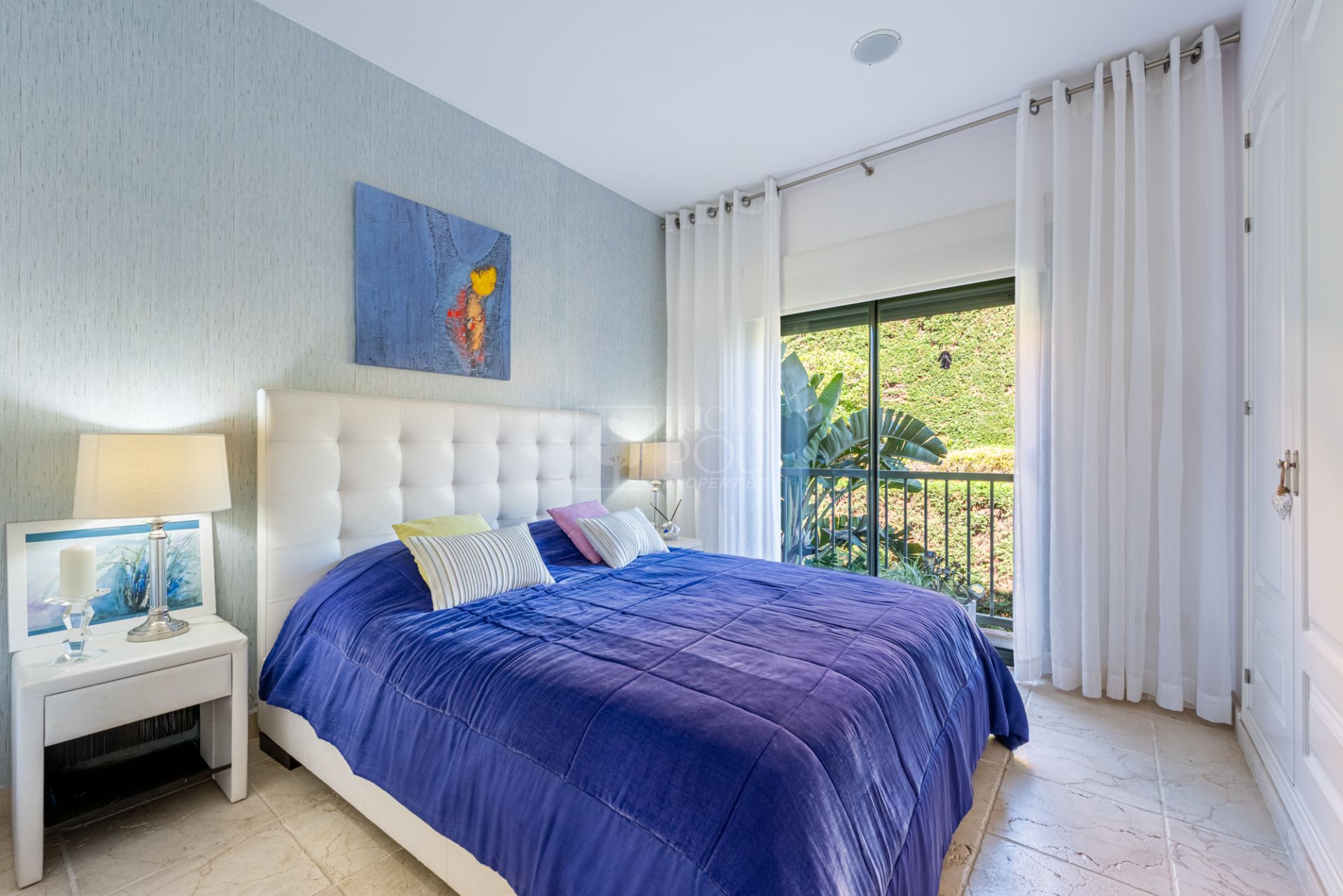 Apartment  in New Golden Mile, Estepona East, Estepona