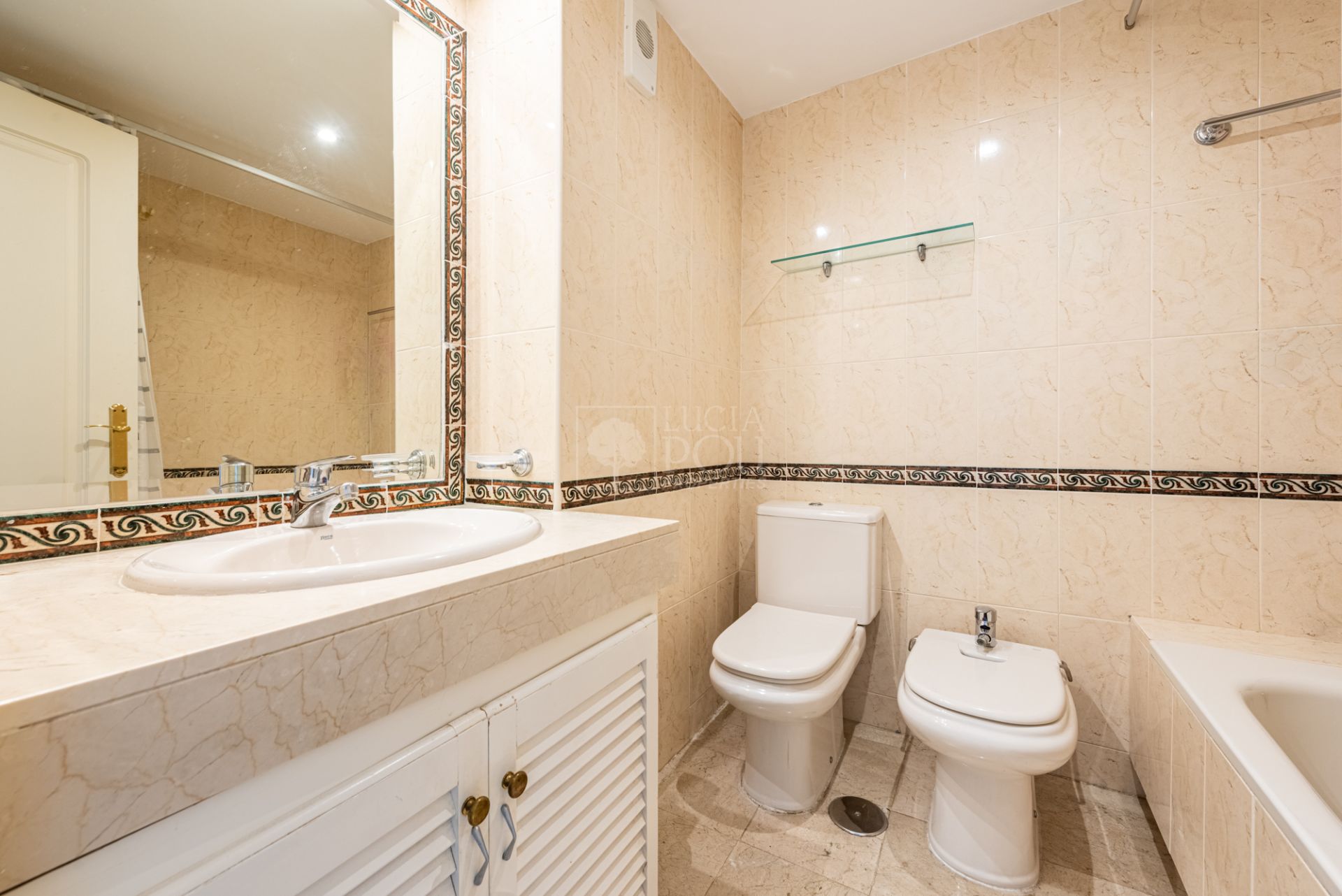 Apartamento  en Nueva Andalucia, Marbella
