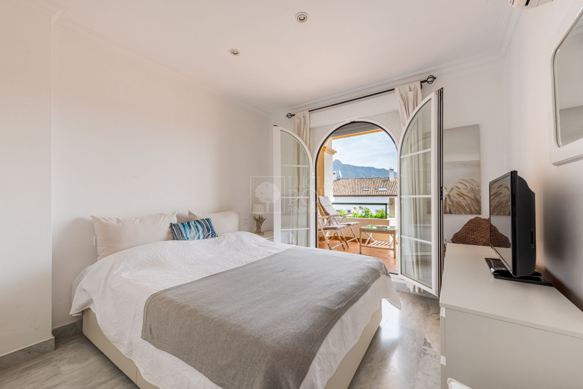 Apartamento  en Nueva Andalucia, Marbella