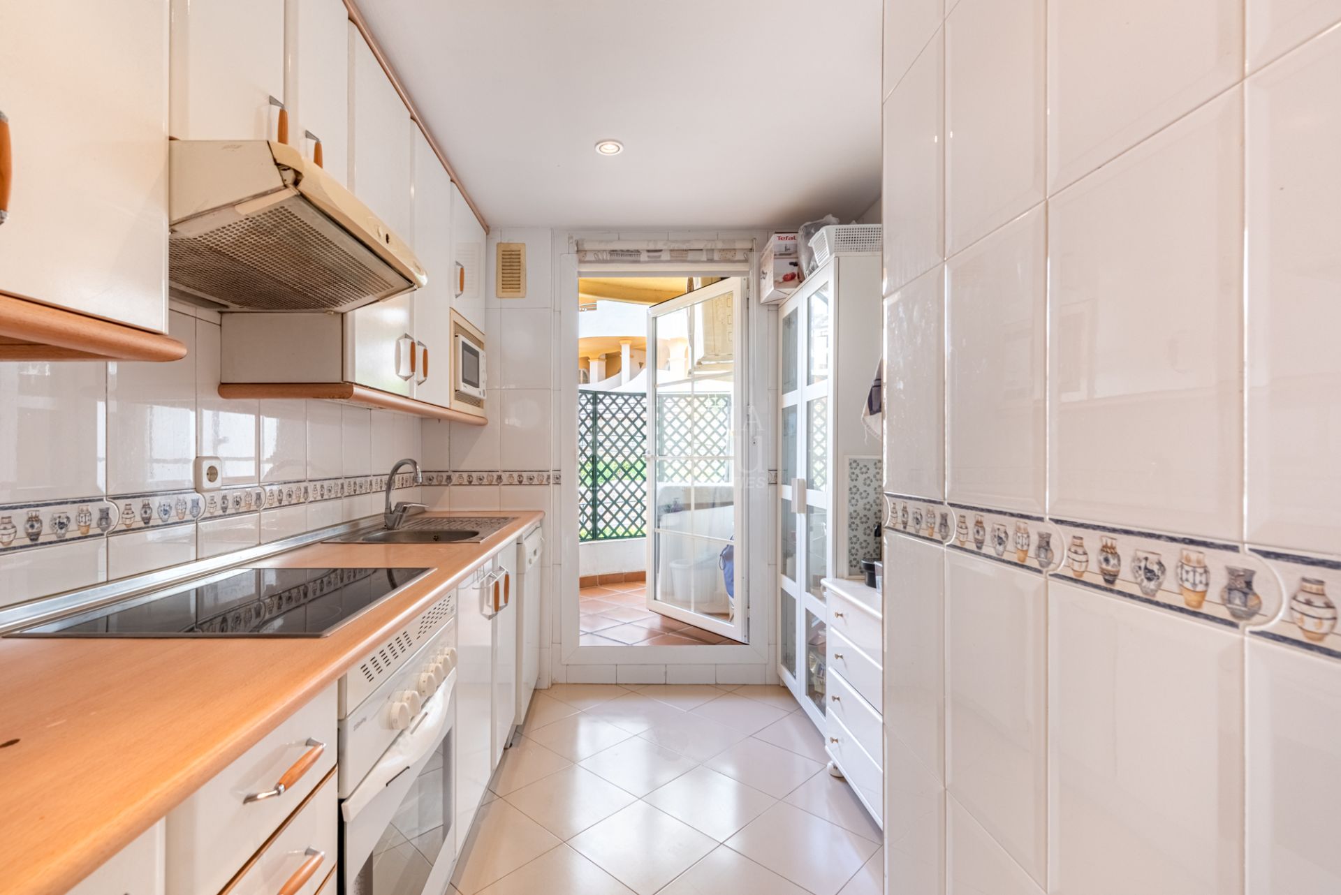 Apartamento  en Nueva Andalucia, Marbella