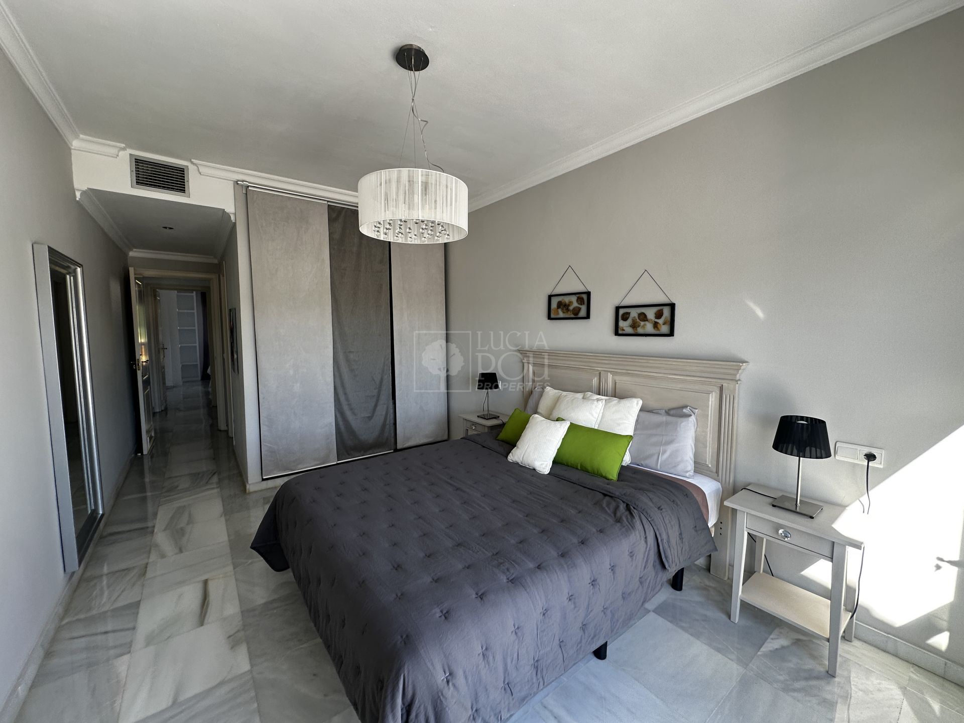 Apartamento  en Nueva Andalucia, Marbella