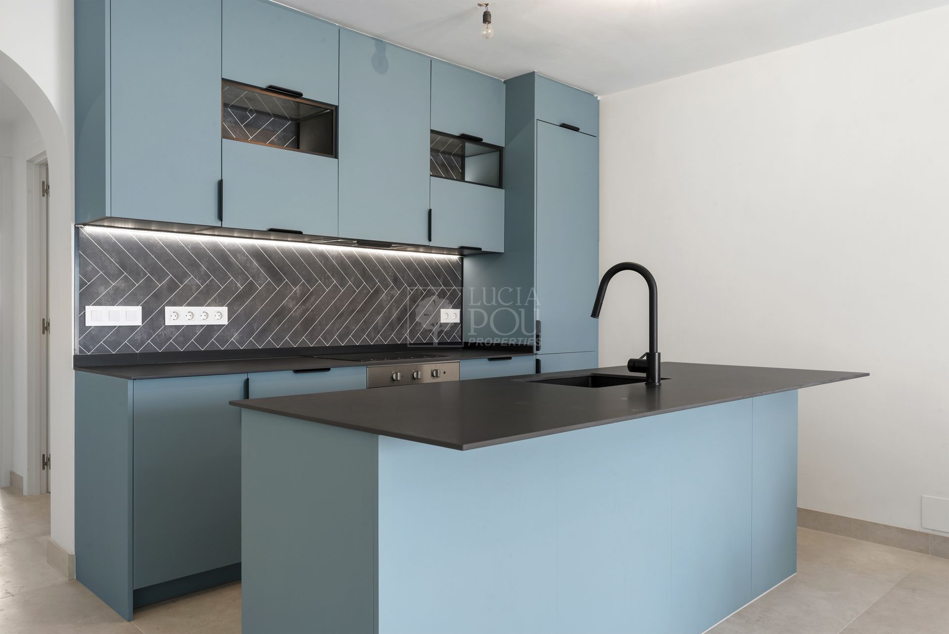 Apartamento Planta Baja  en Nueva Andalucia, Marbella