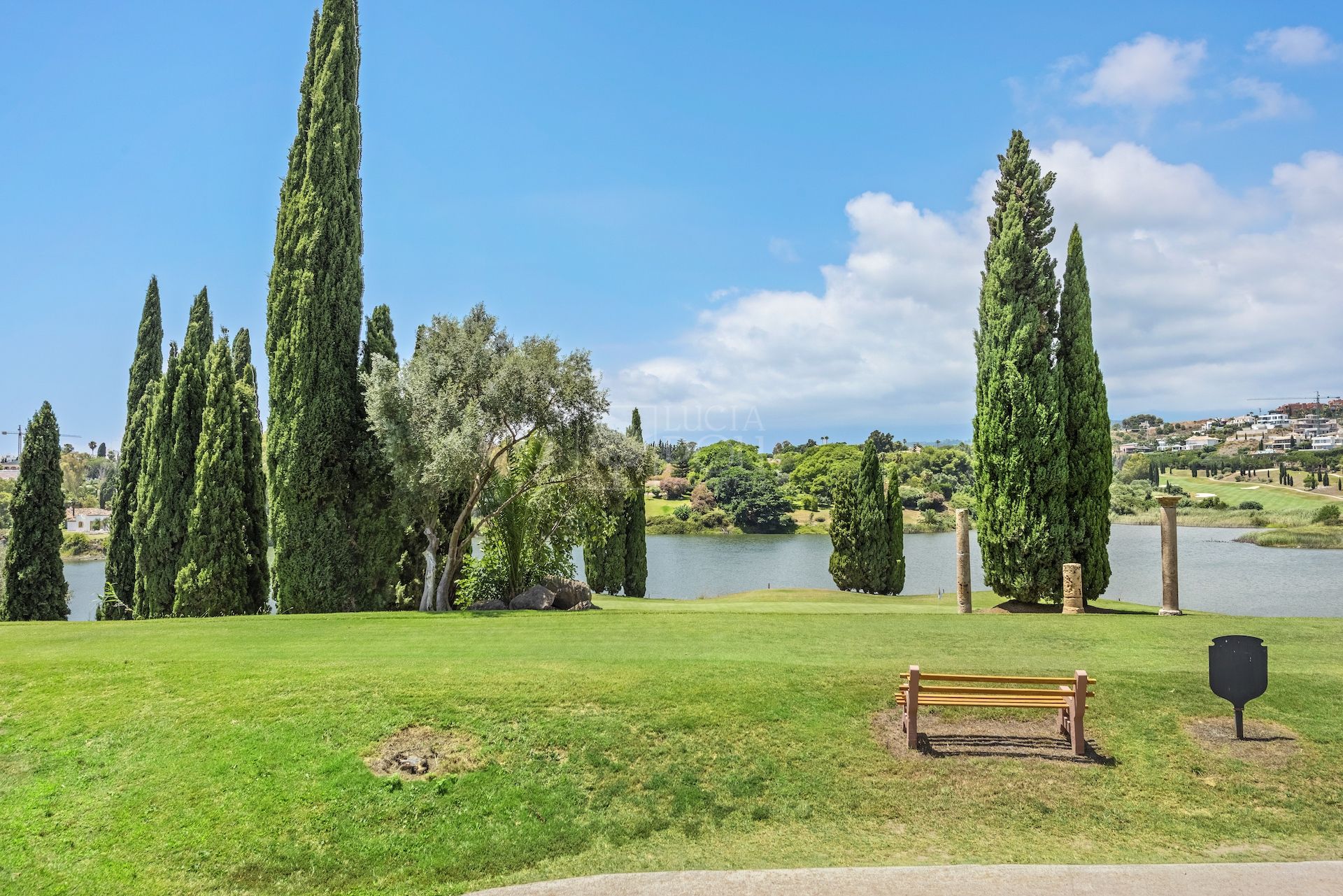 Apartamento Planta Baja  en Los Flamingos, Benahavis