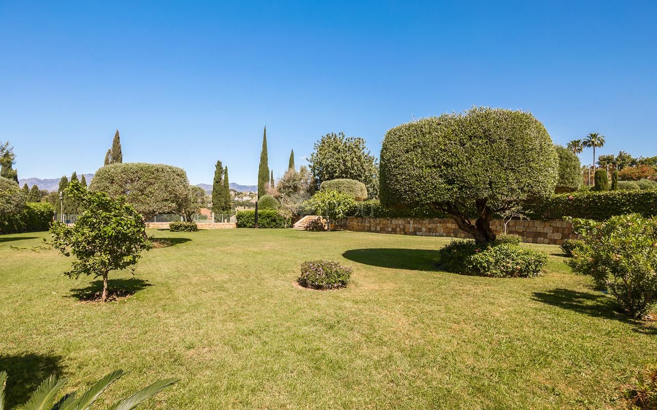 Apartamento Planta Baja  en Los Flamingos, Benahavis