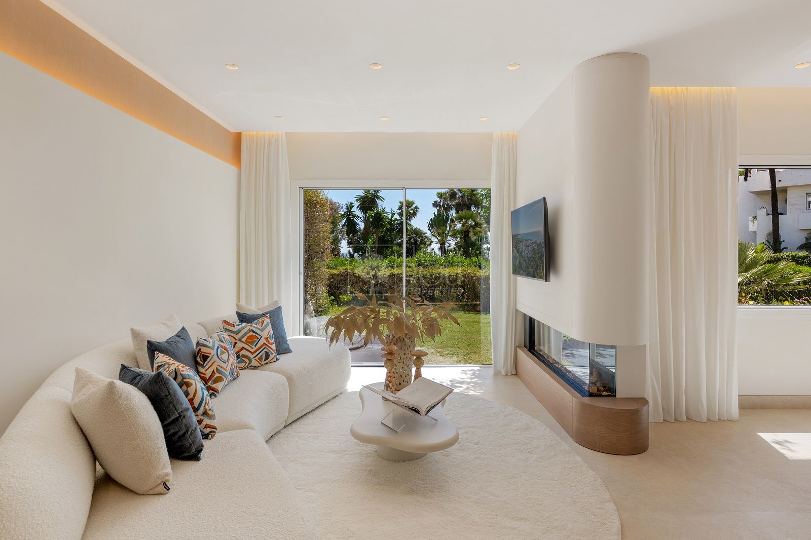 Apartamento Planta Baja  en New Golden Mile, Estepona Este, Estepona