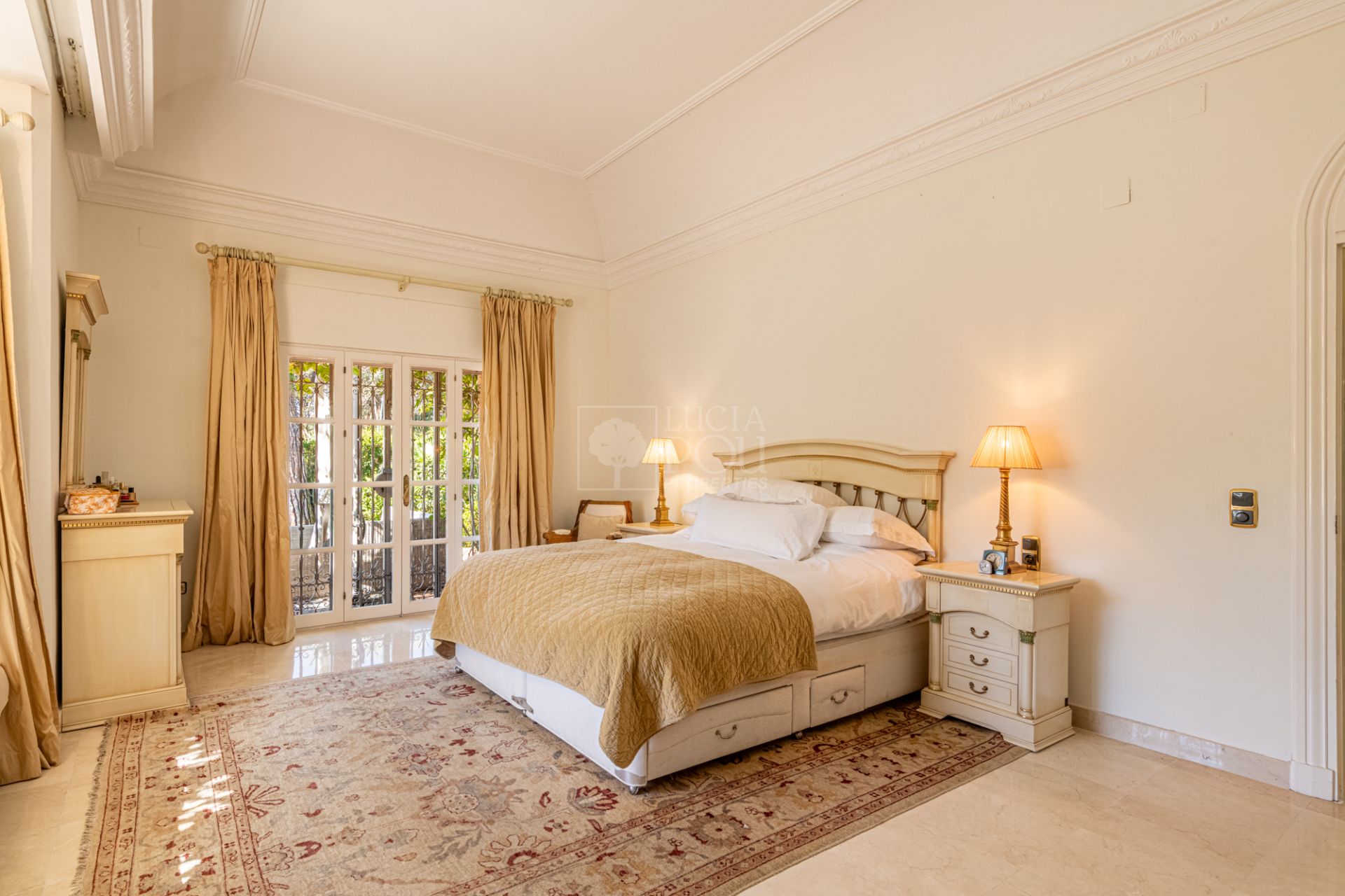 Villa  en Beach Side New Golden Mile, Estepona Este, Estepona