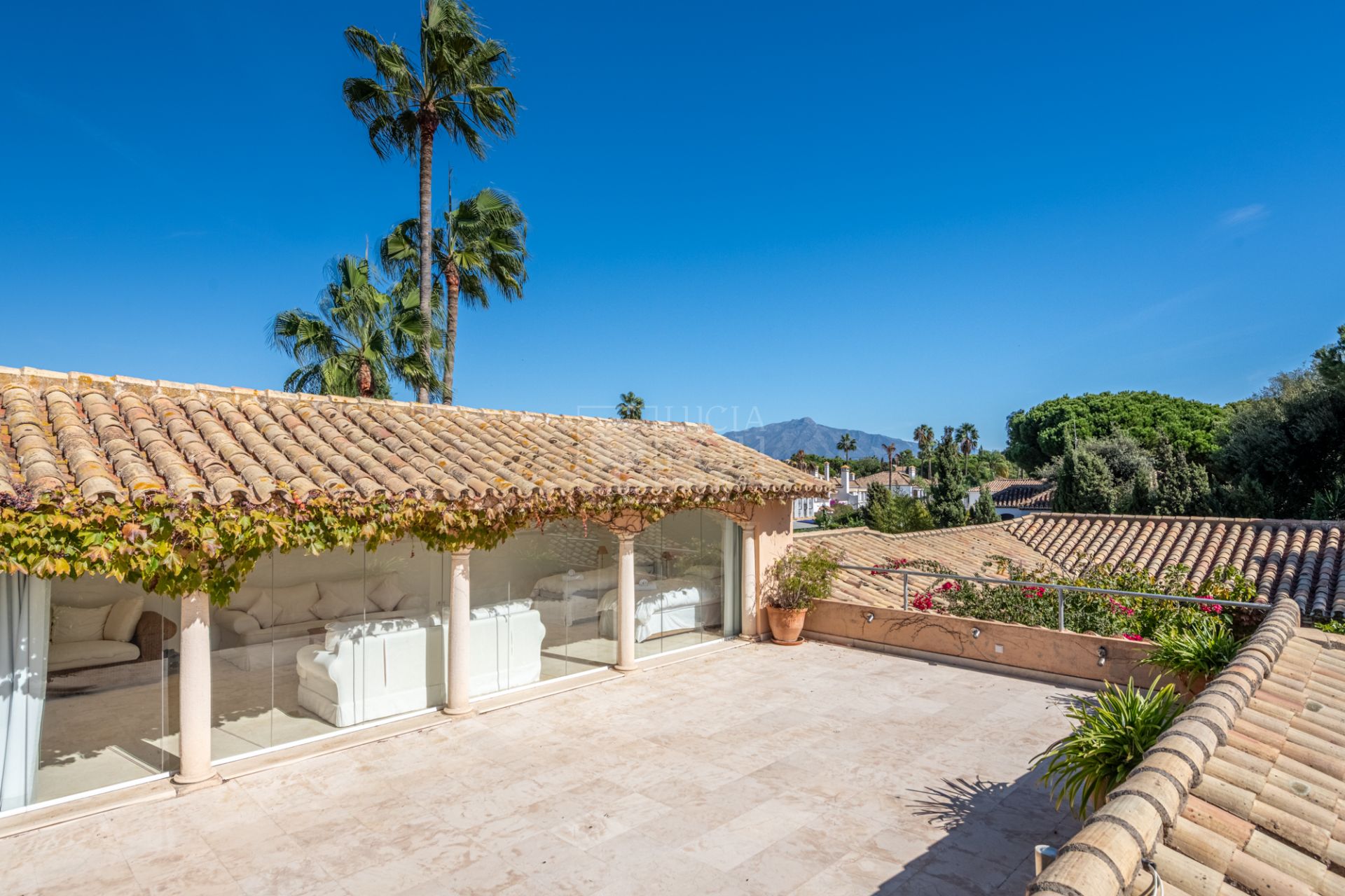 Villa  en Beach Side New Golden Mile, Estepona Este, Estepona