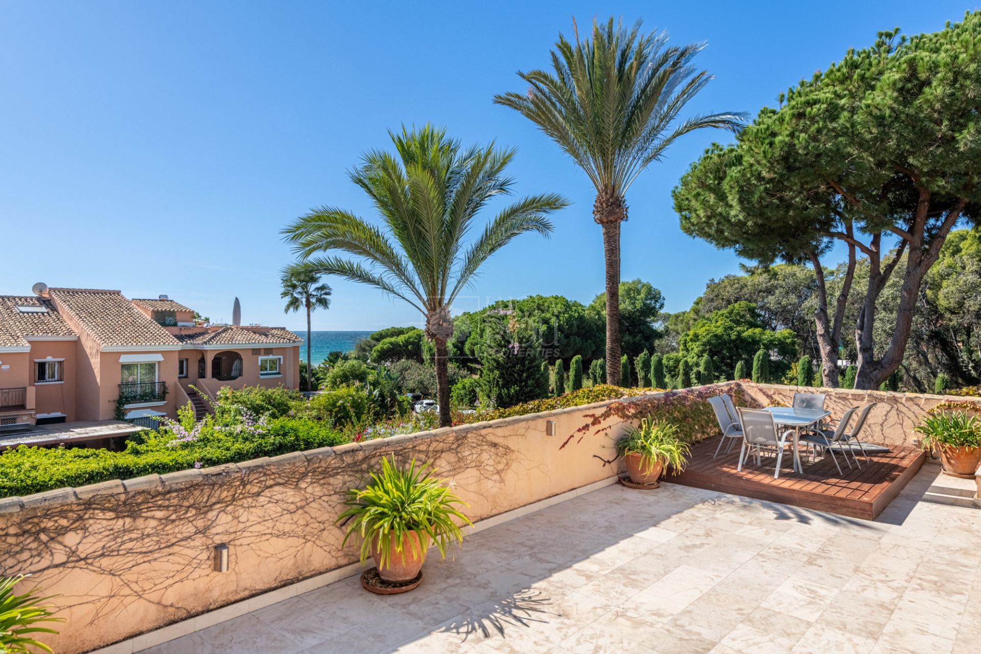 Villa  en Beach Side New Golden Mile, Estepona Este, Estepona