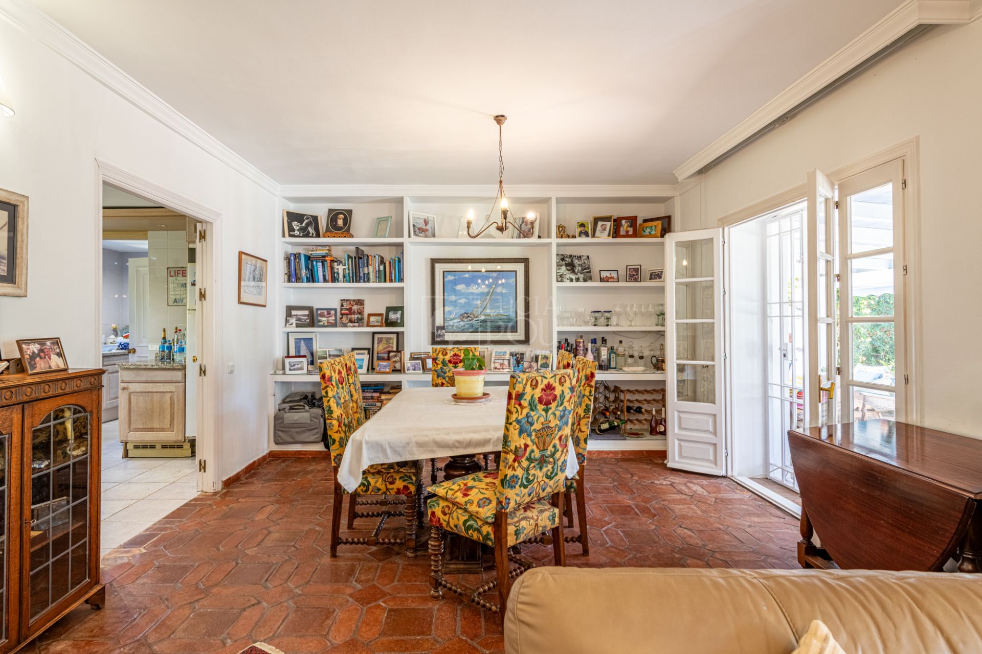 Villa  en Beach Side New Golden Mile, Estepona Este, Estepona