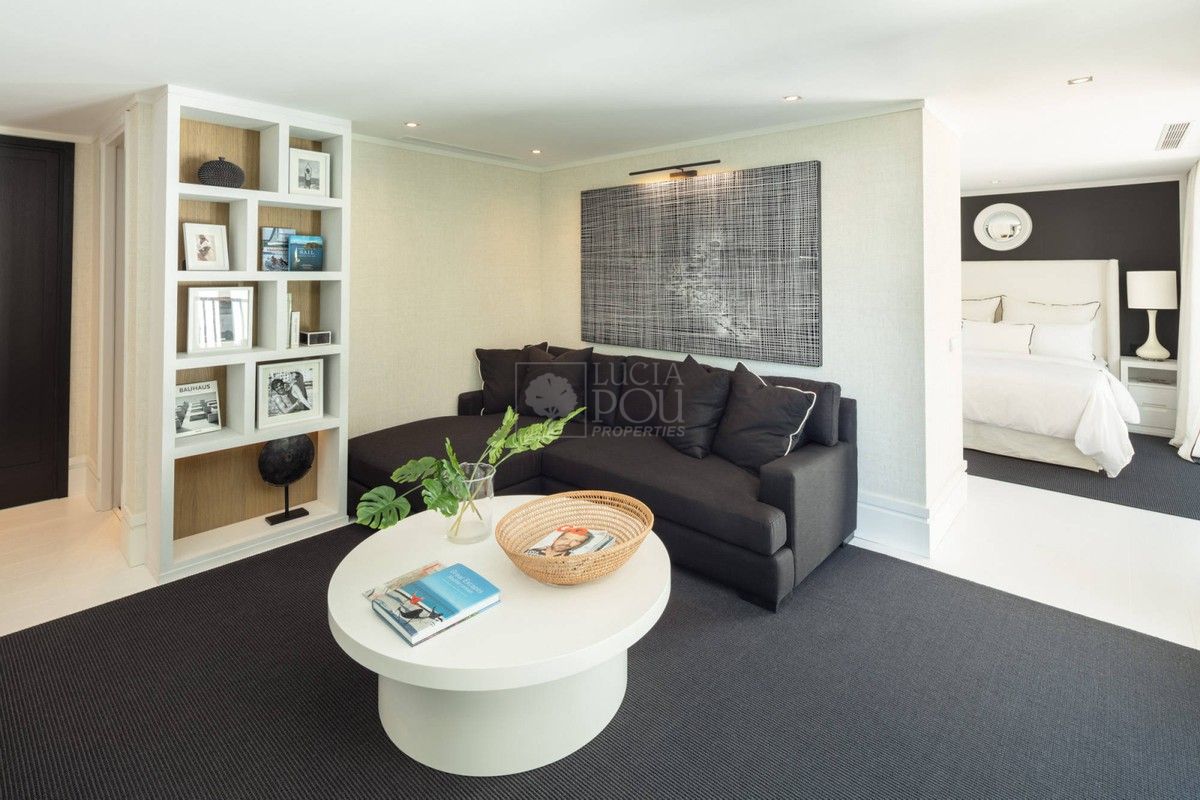 Villa  in Nueva Andalucia, Marbella