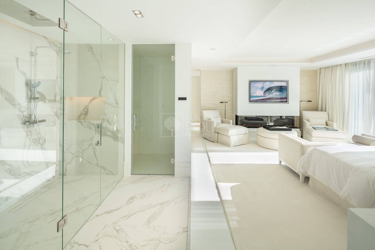 Villa  in Nueva Andalucia, Marbella