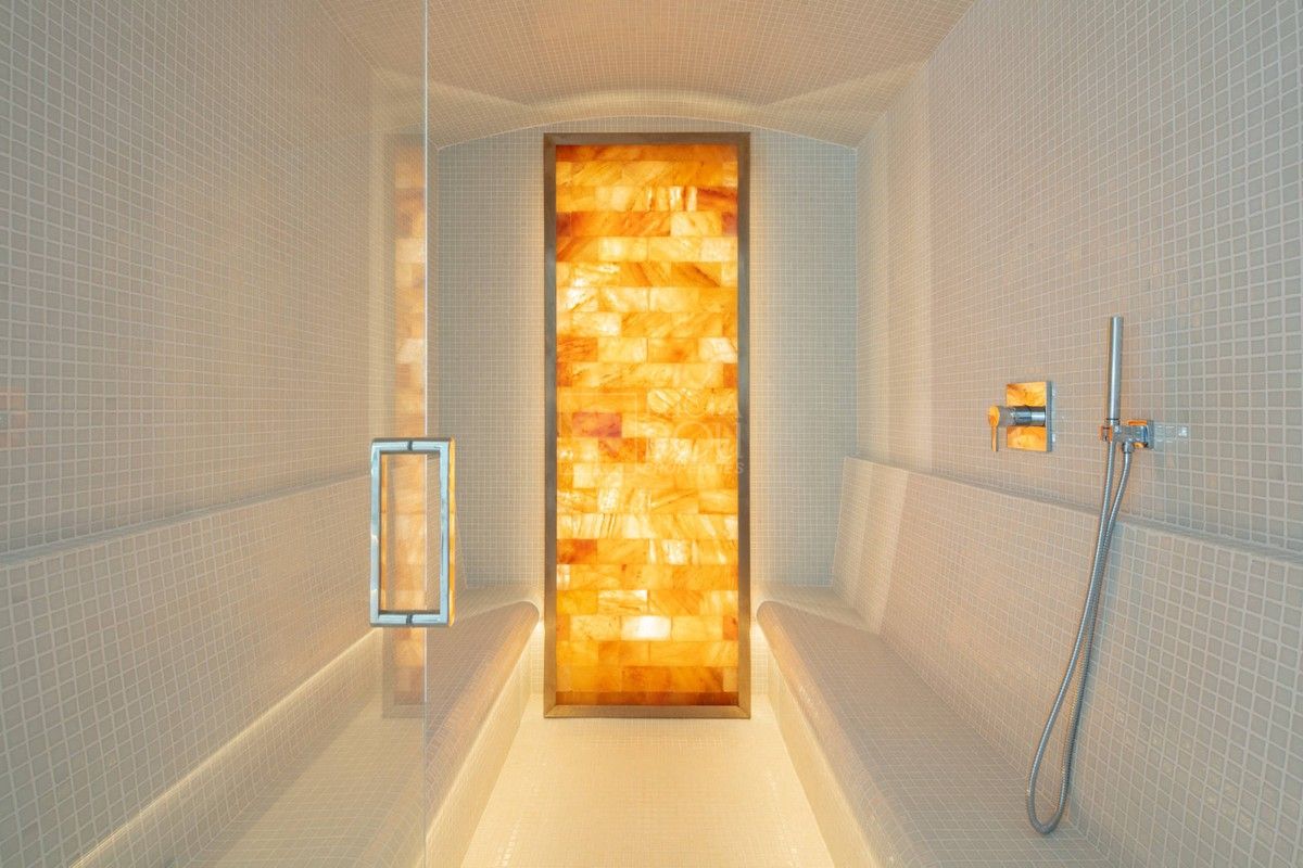 Villa  in Nueva Andalucia, Marbella