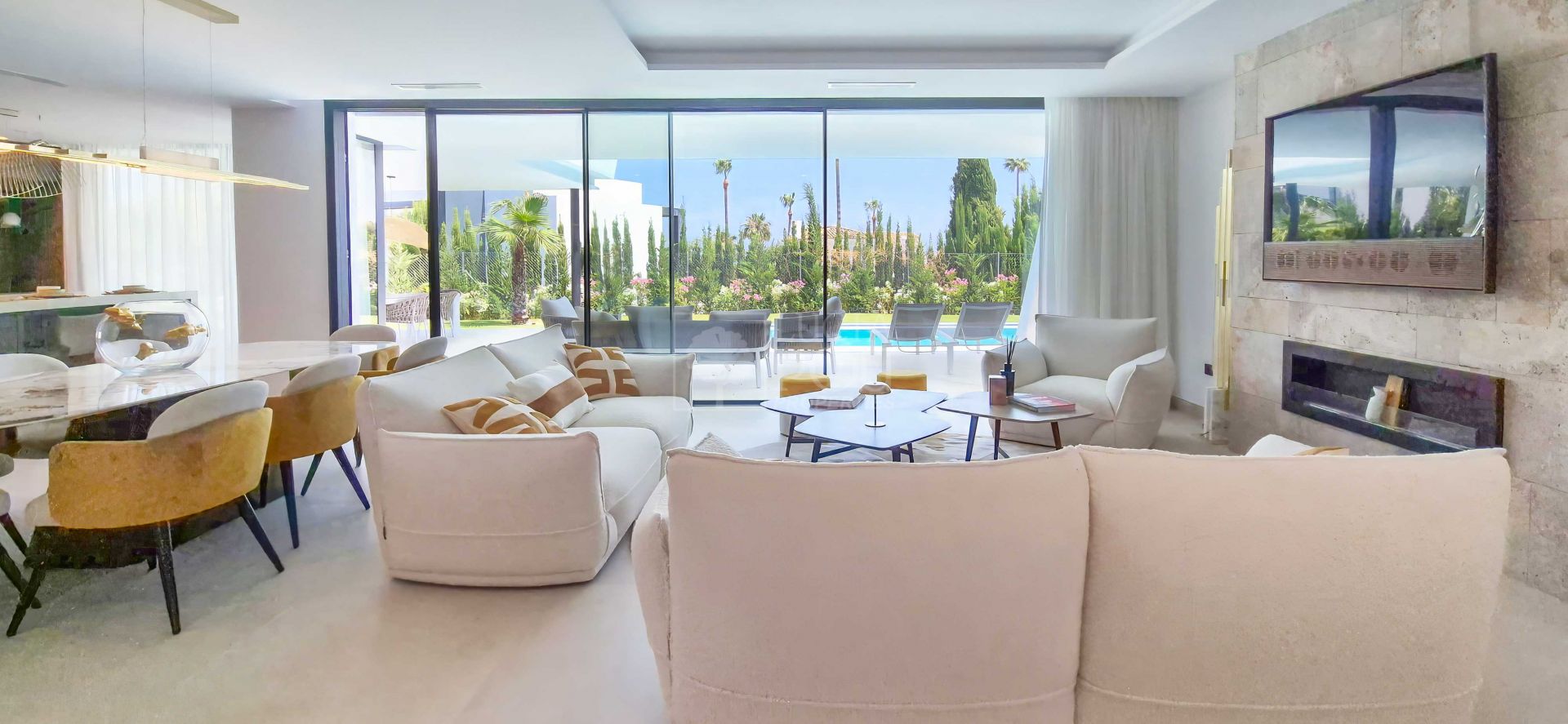 Villa  in Estepona