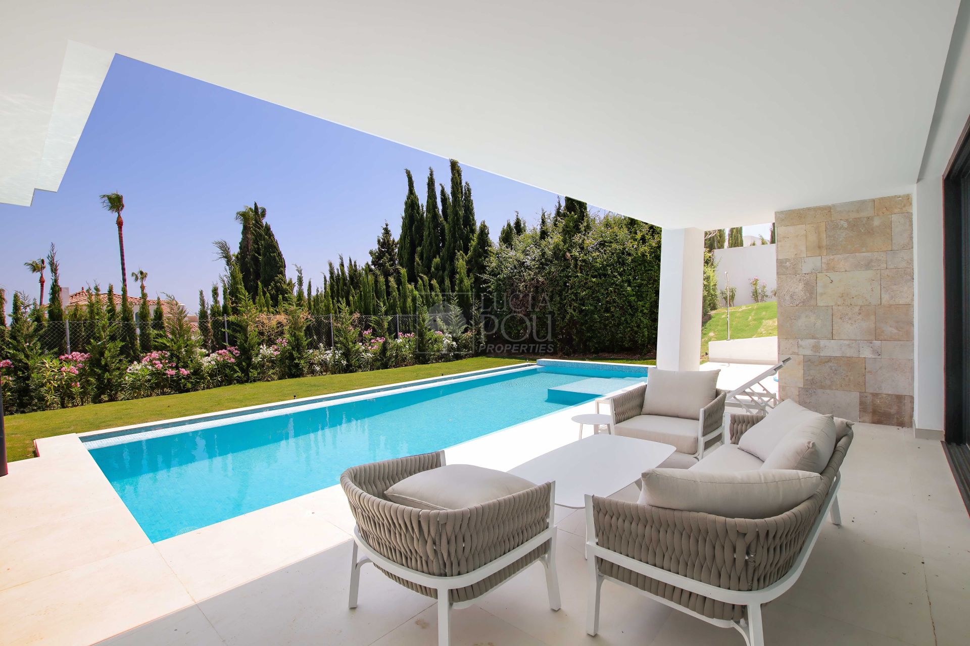 Villa  in Estepona