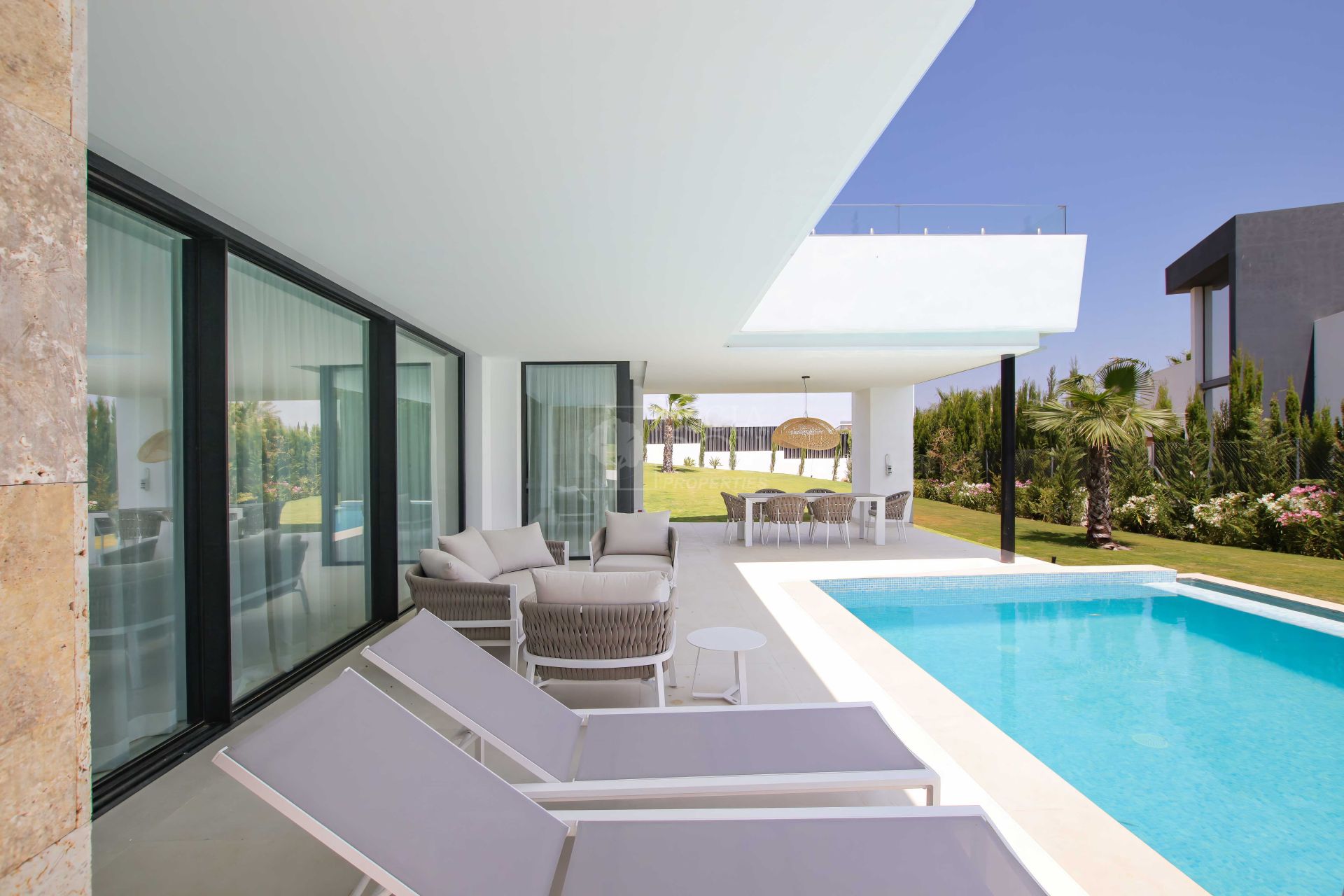 Villa  in Estepona