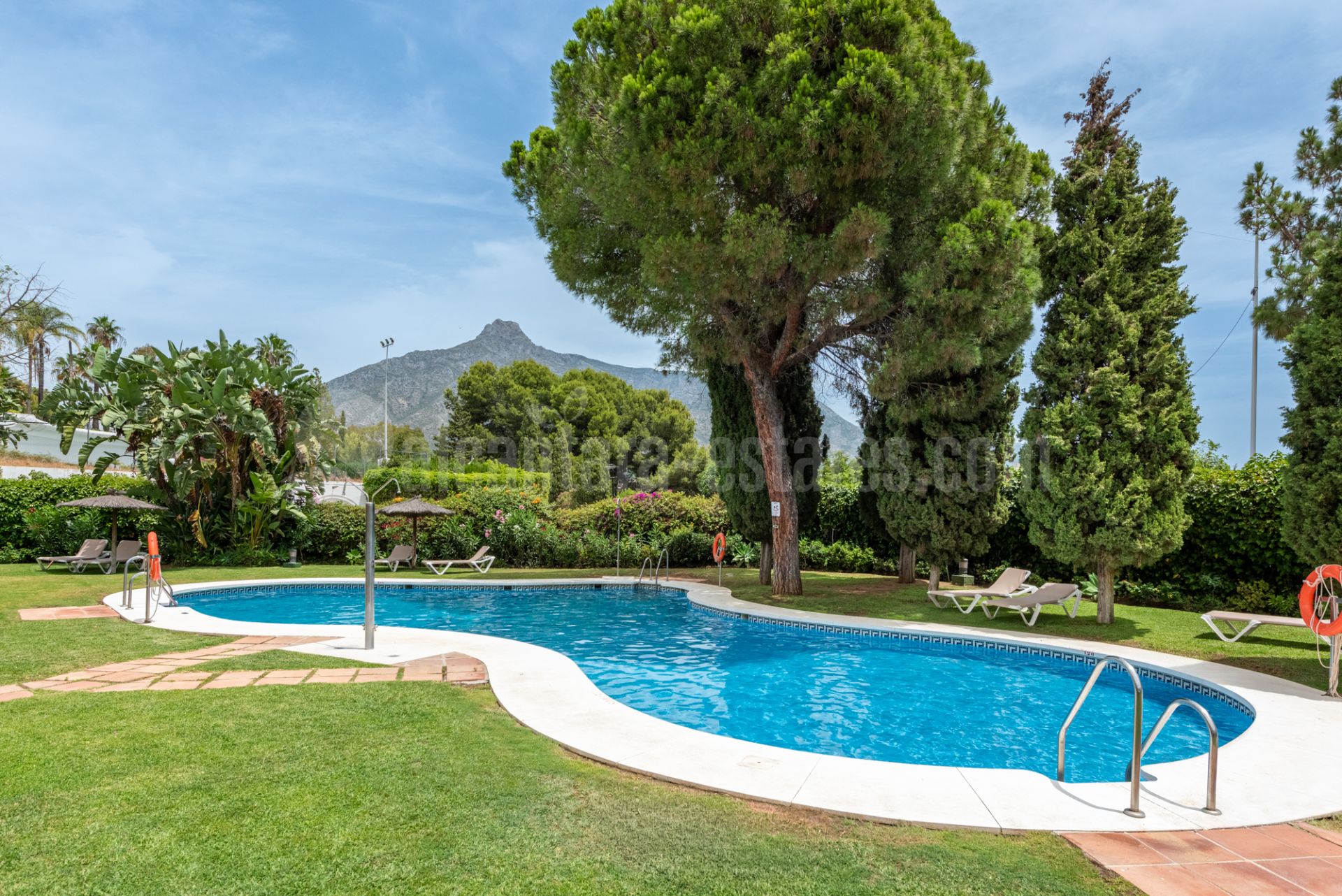 Apartment in Marbella Golden Mile, Marbella