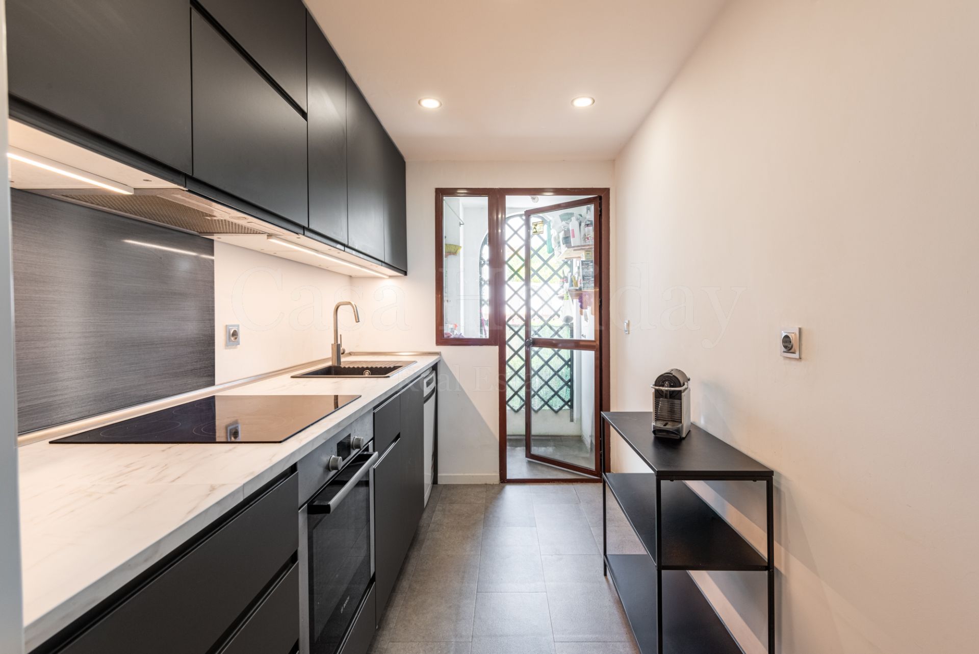 Apartment in Marbella Golden Mile, Marbella