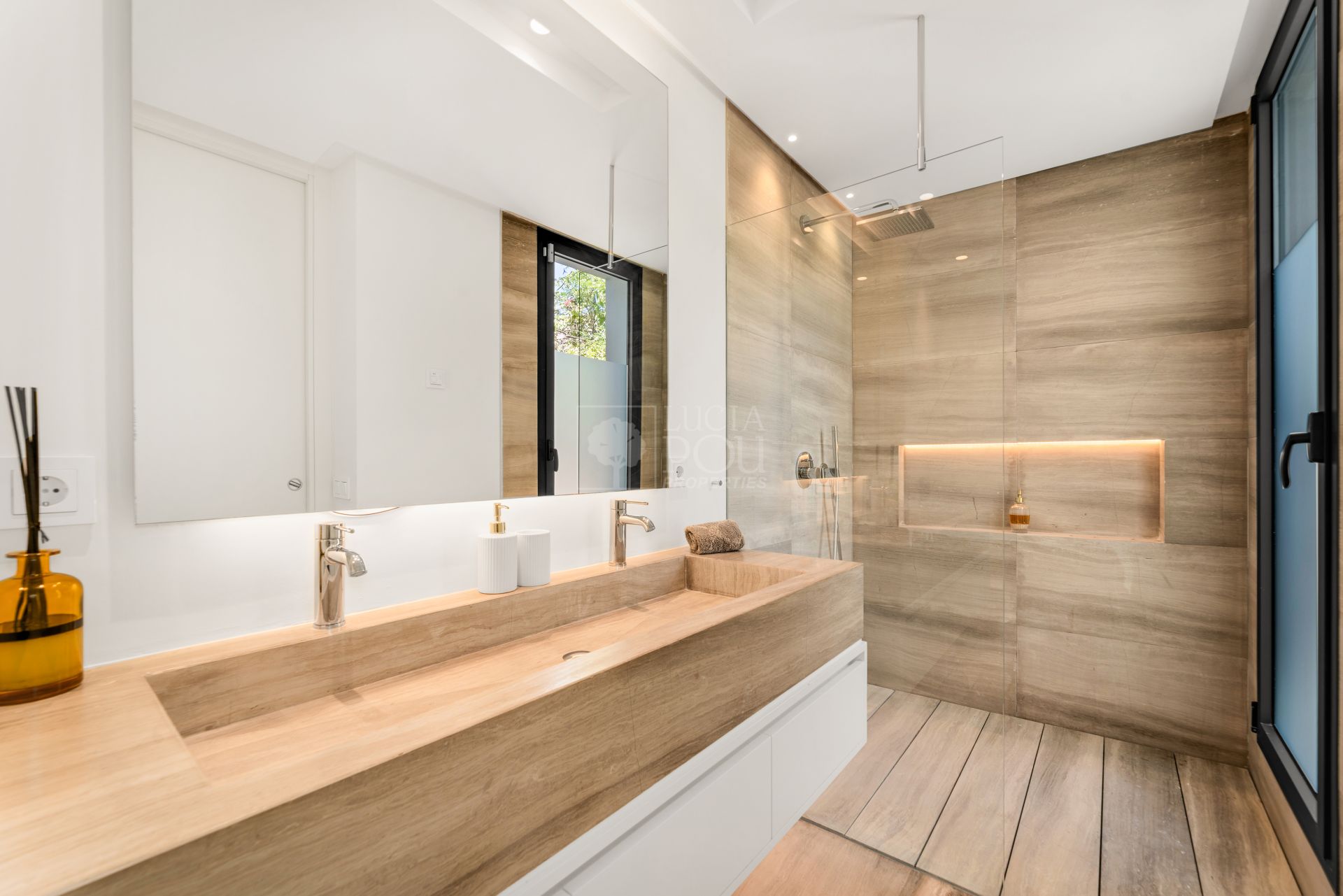 Villa  en Marbella Este, Marbella