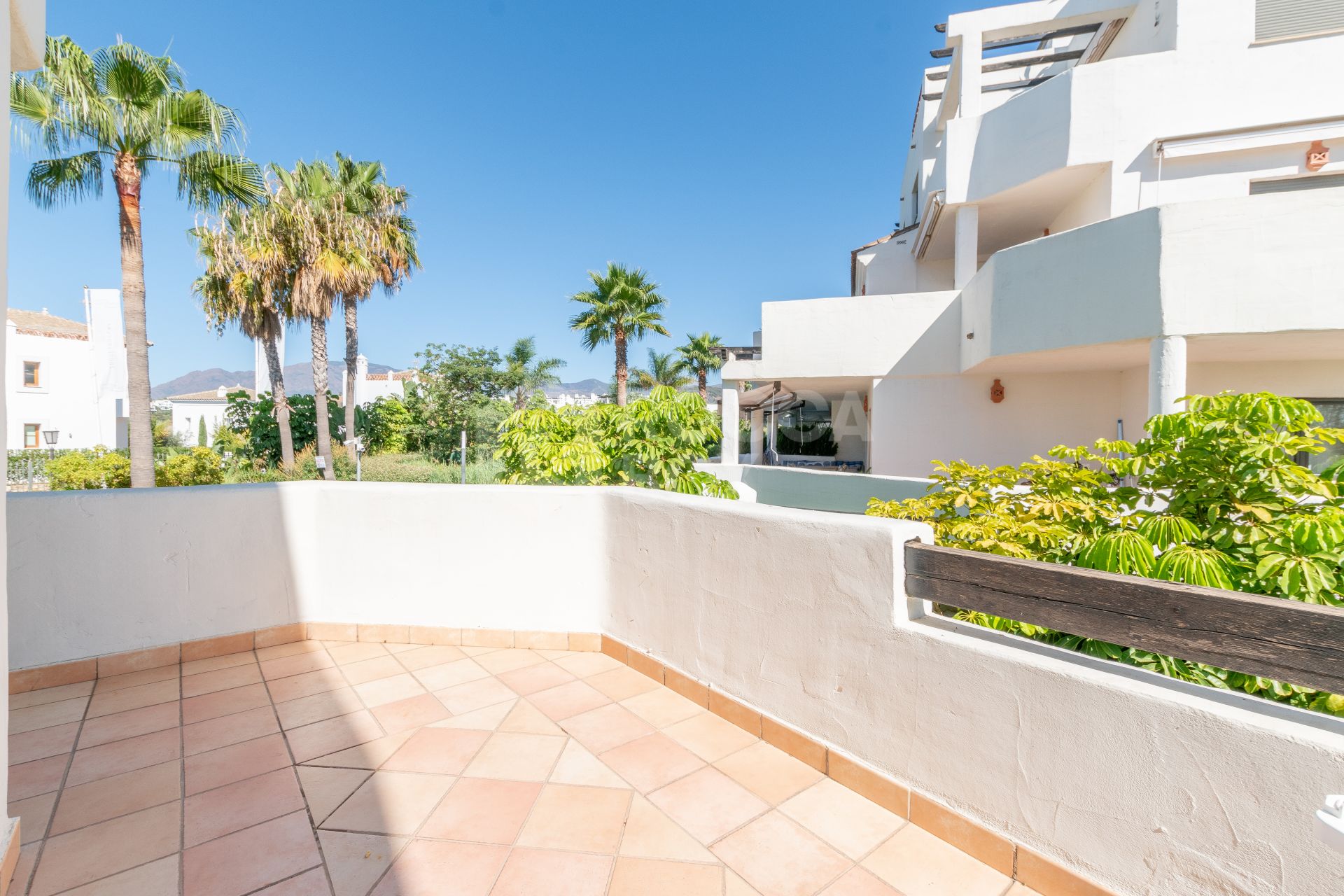 Apartment, terrace, swimming pool, golf, 2 bedrooms, Estepona, La Resina, Selwo.