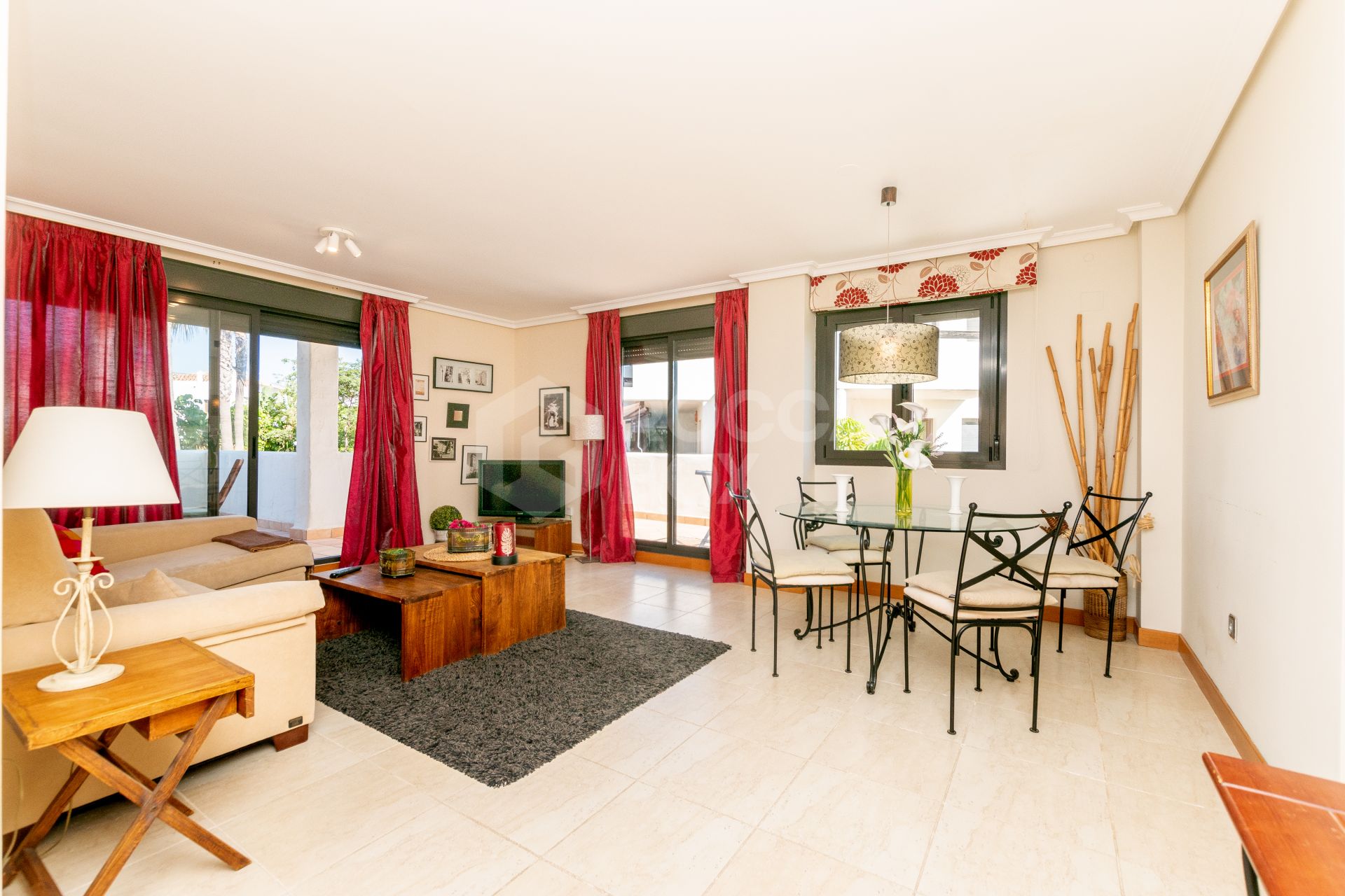 Apartment, terrace, swimming pool, golf, 2 bedrooms, Estepona, La Resina, Selwo.