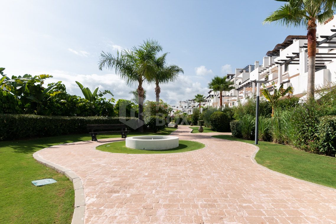Apartment, terrace, swimming pool, golf, 2 bedrooms, Estepona, La Resina, Selwo.