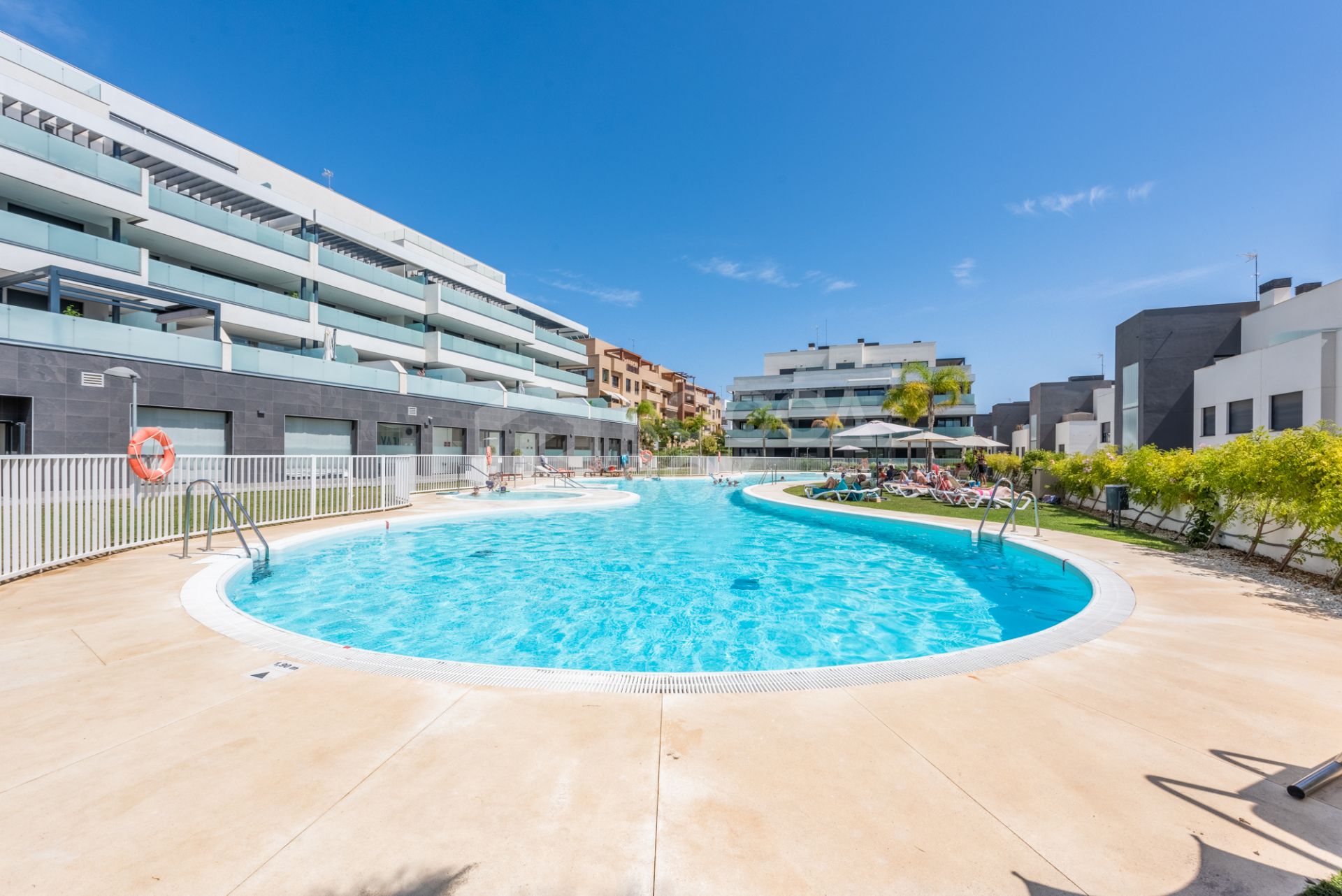 Luxury Apartment with Pool Views in Cala de Mijas