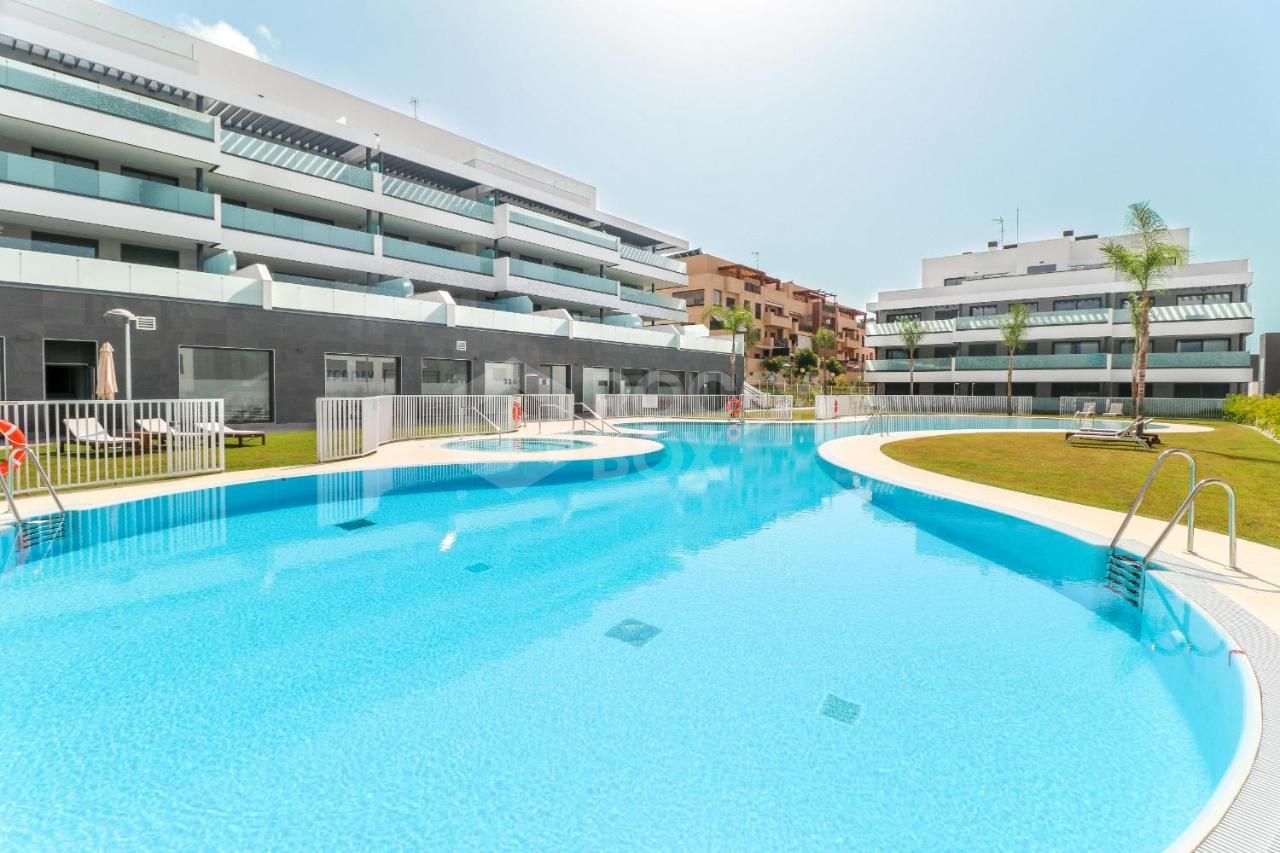 Luxury Apartment with Pool Views in Cala de Mijas