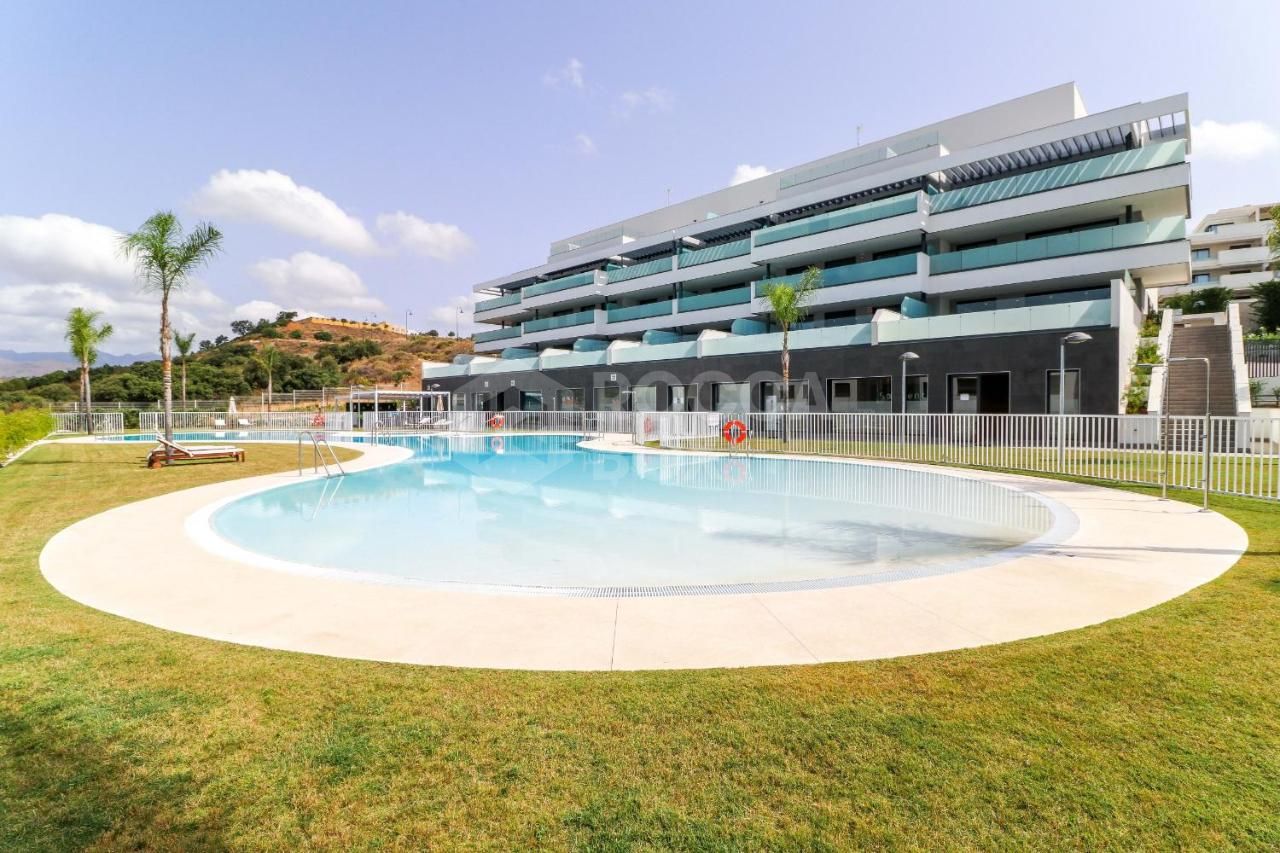 Luxury Apartment with Pool Views in Cala de Mijas