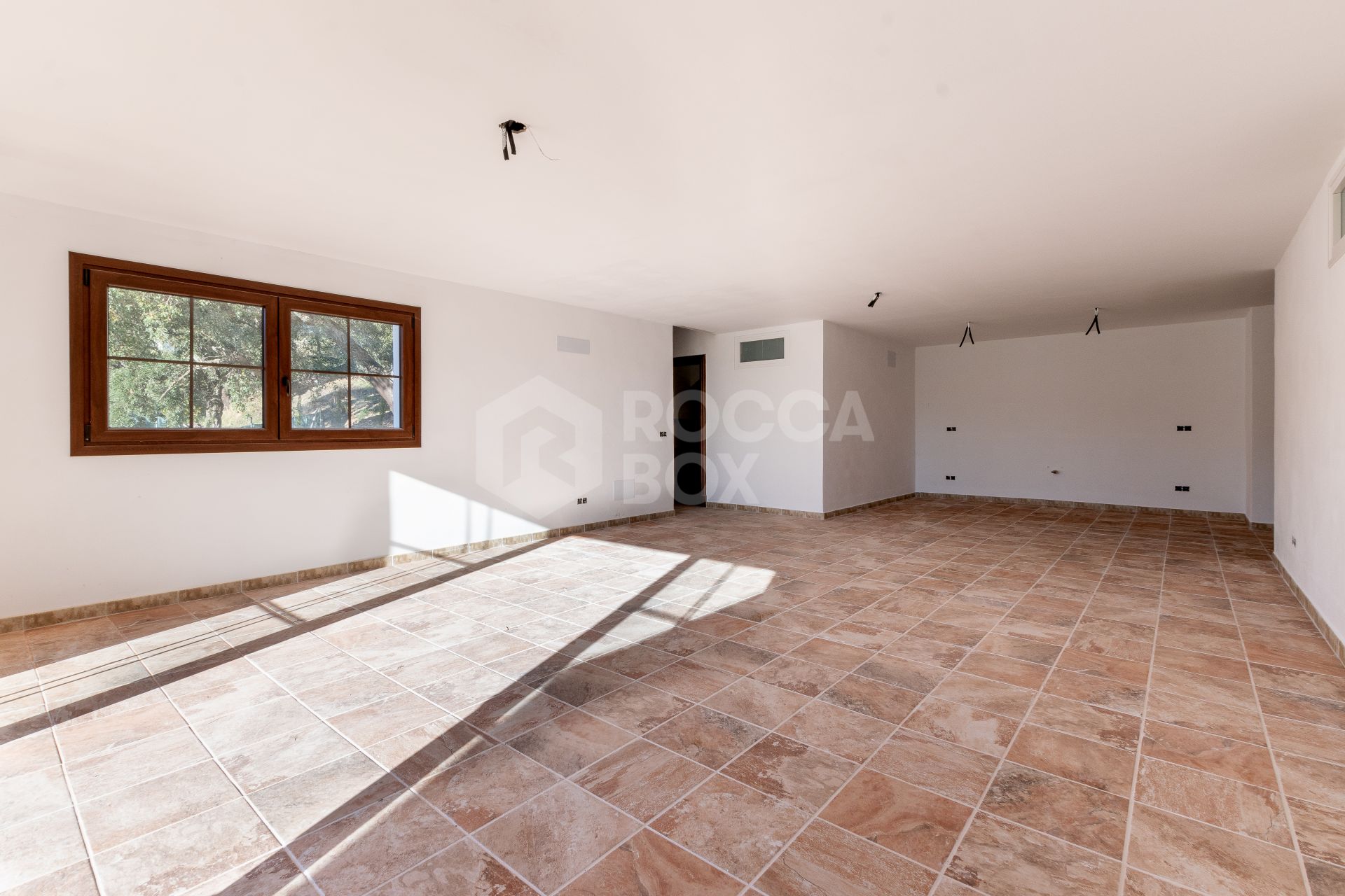 Fantastic, new built luxury country villa with beautiful views
