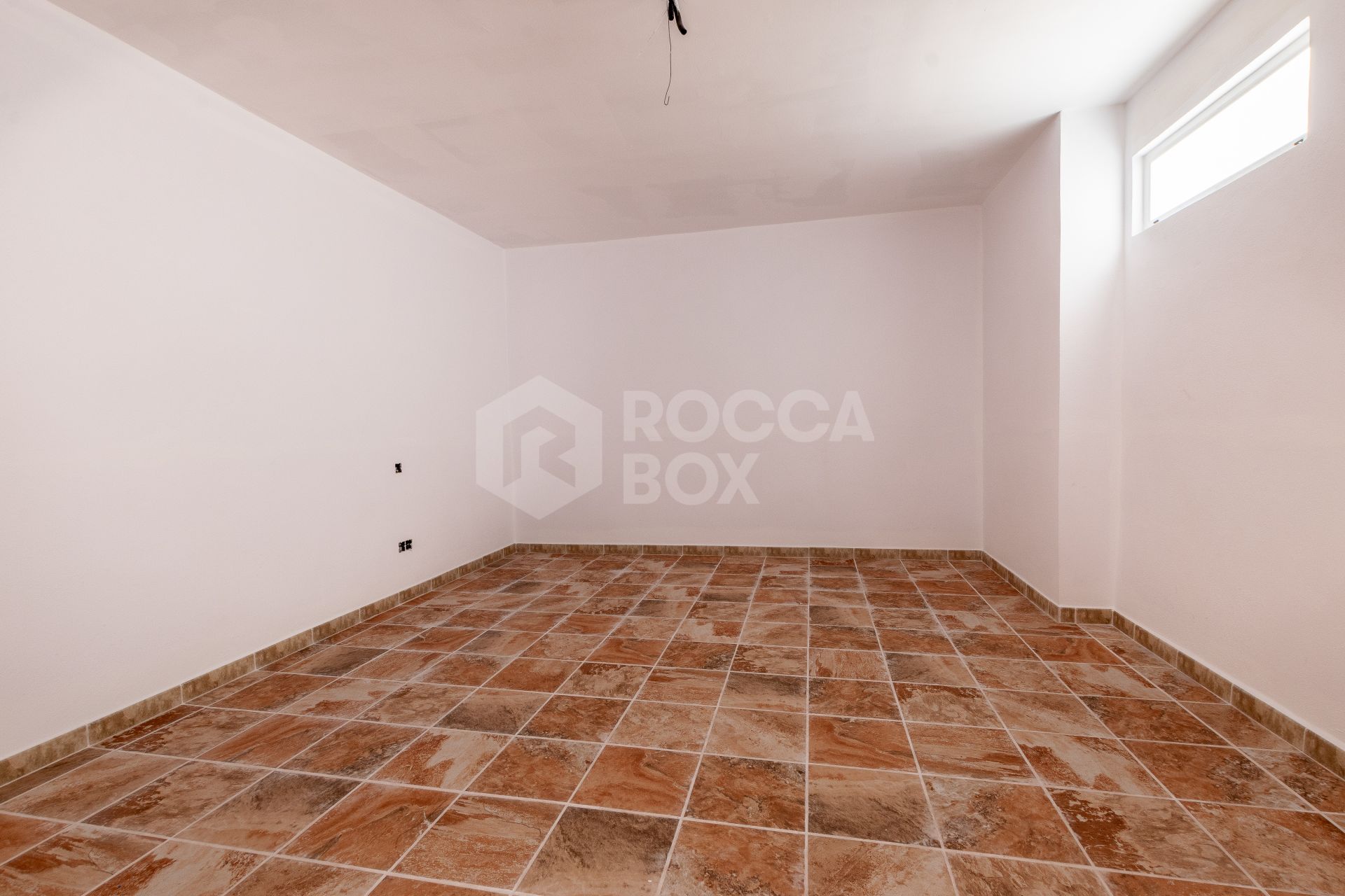 Fantastic, new built luxury country villa with beautiful views