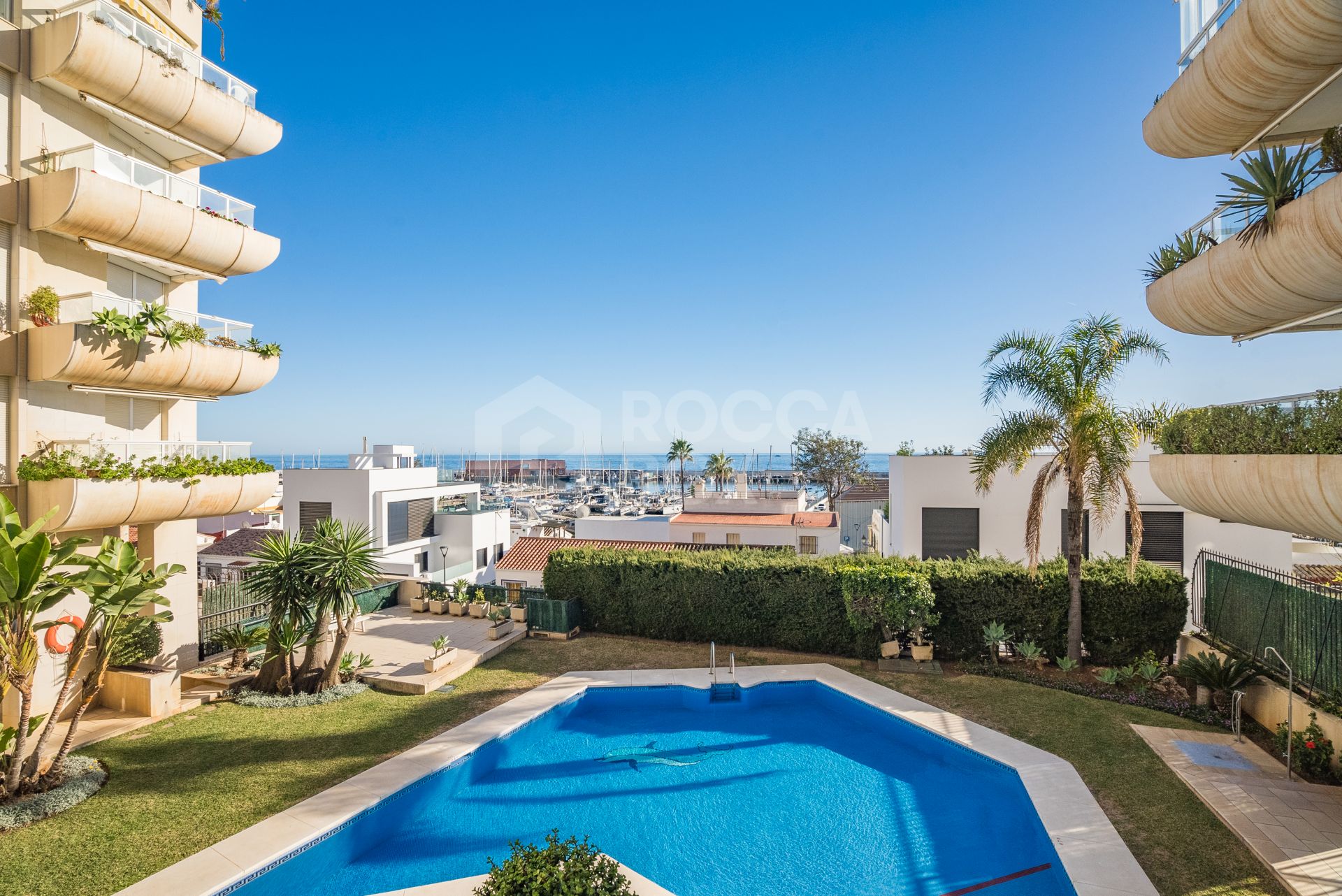 Apartment in Marbella first line beach