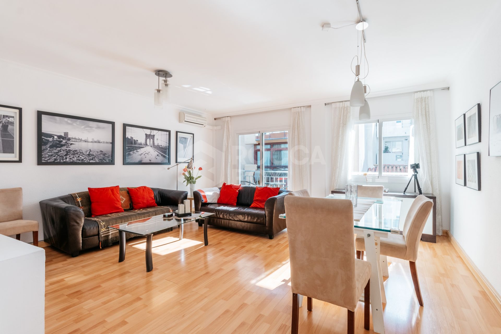 Light-filled 3-bedroom apartment second line beach in Fuengirola Centro