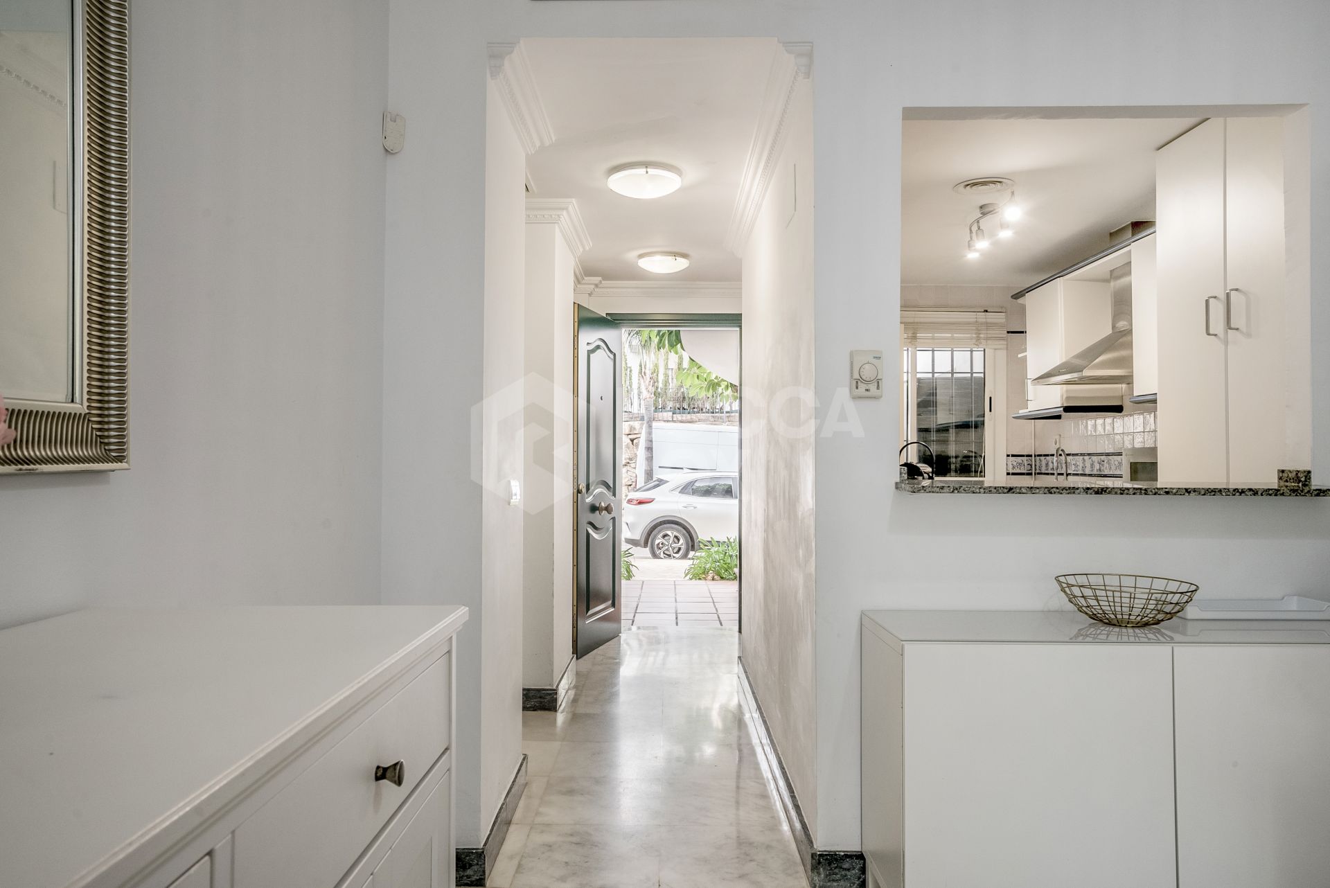 Ground floor apartment in Señorio de Gonzaga, Nueva Andalucía, Marbella