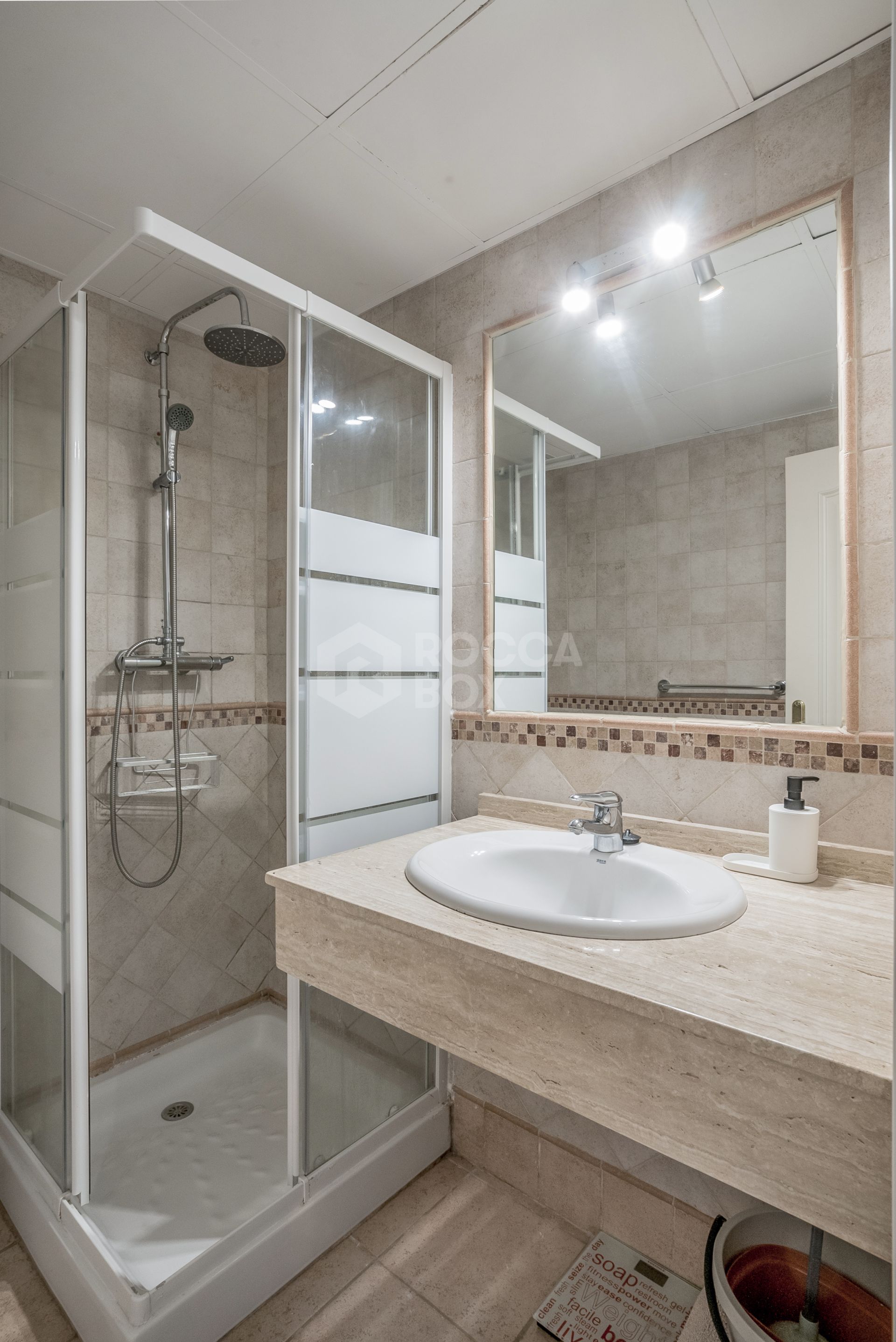 Ground floor apartment in Señorio de Gonzaga, Nueva Andalucía, Marbella