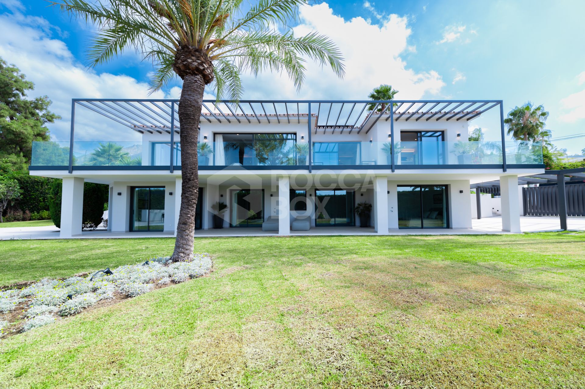 Stunning villa in Sierra Blanca, Marbella