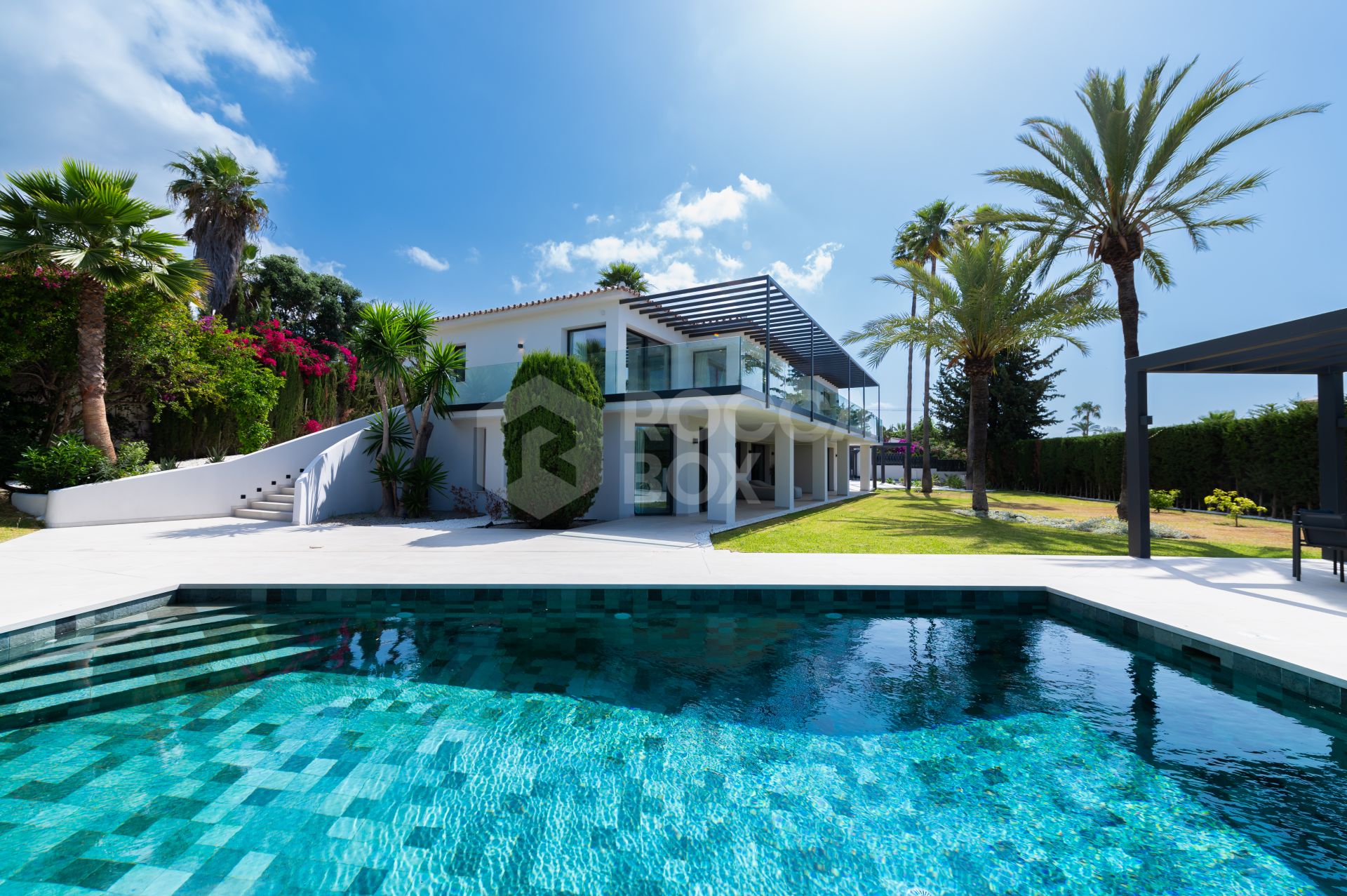 Stunning villa in Sierra Blanca, Marbella