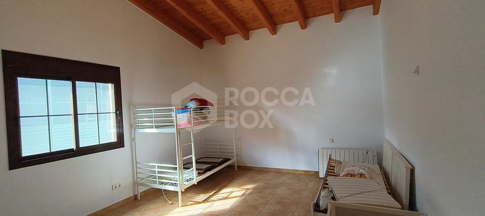 Beautiful, large country villa with beautiful sea views