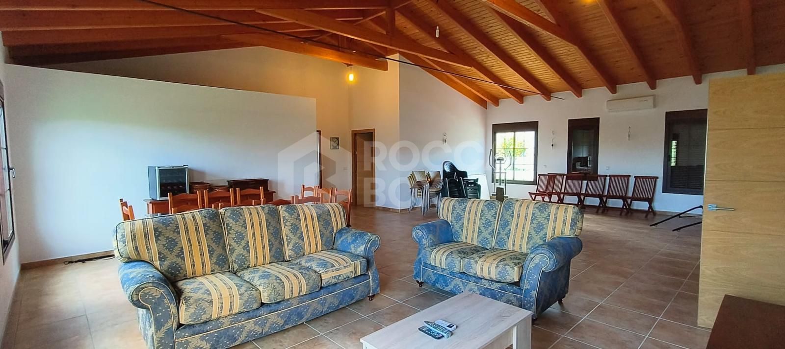 Beautiful, large country villa with beautiful sea views