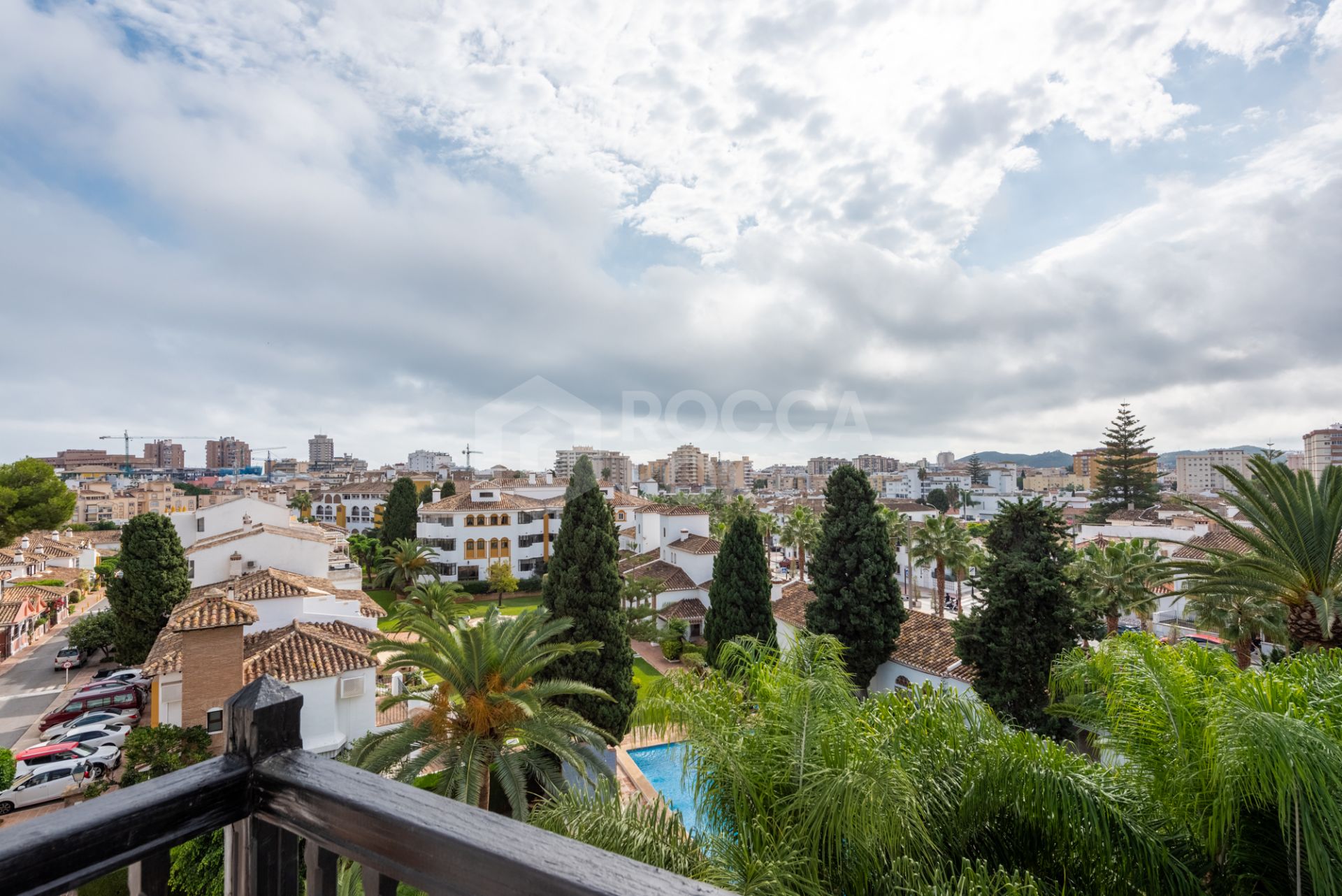 Unique opportunity! Luxurious Penthouse in Puebla Lucia, Fuengirola